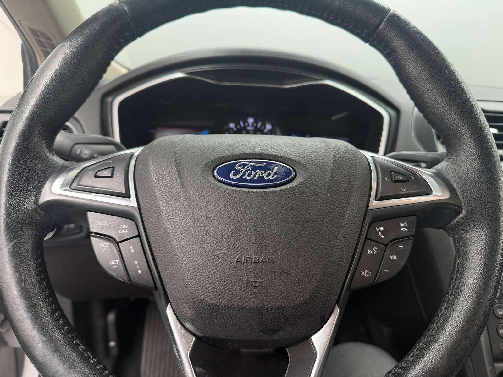 Thumbnail: 2019 Ford Fusion - 4