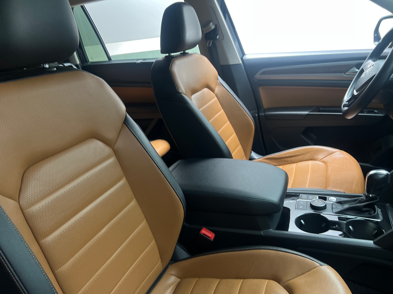 Thumbnail: 2019 Volkswagen Atlas - 2