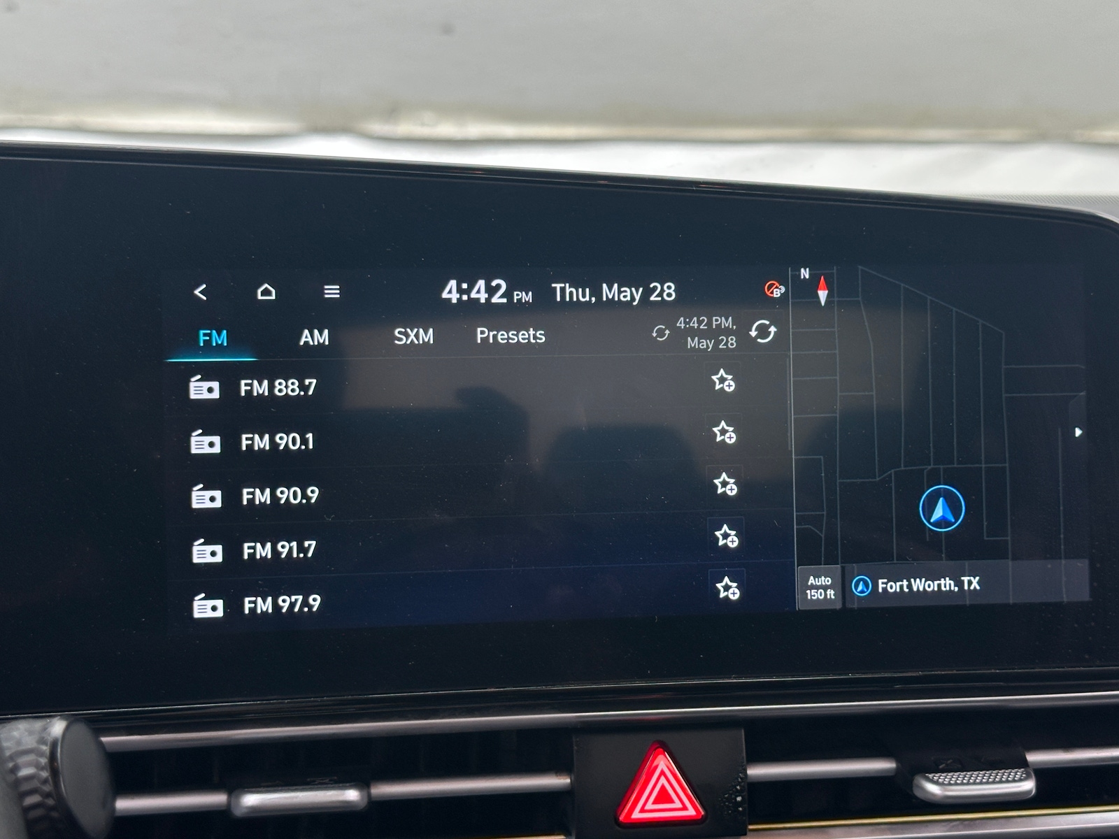 Thumbnail: 2024 Hyundai Elantra - 4