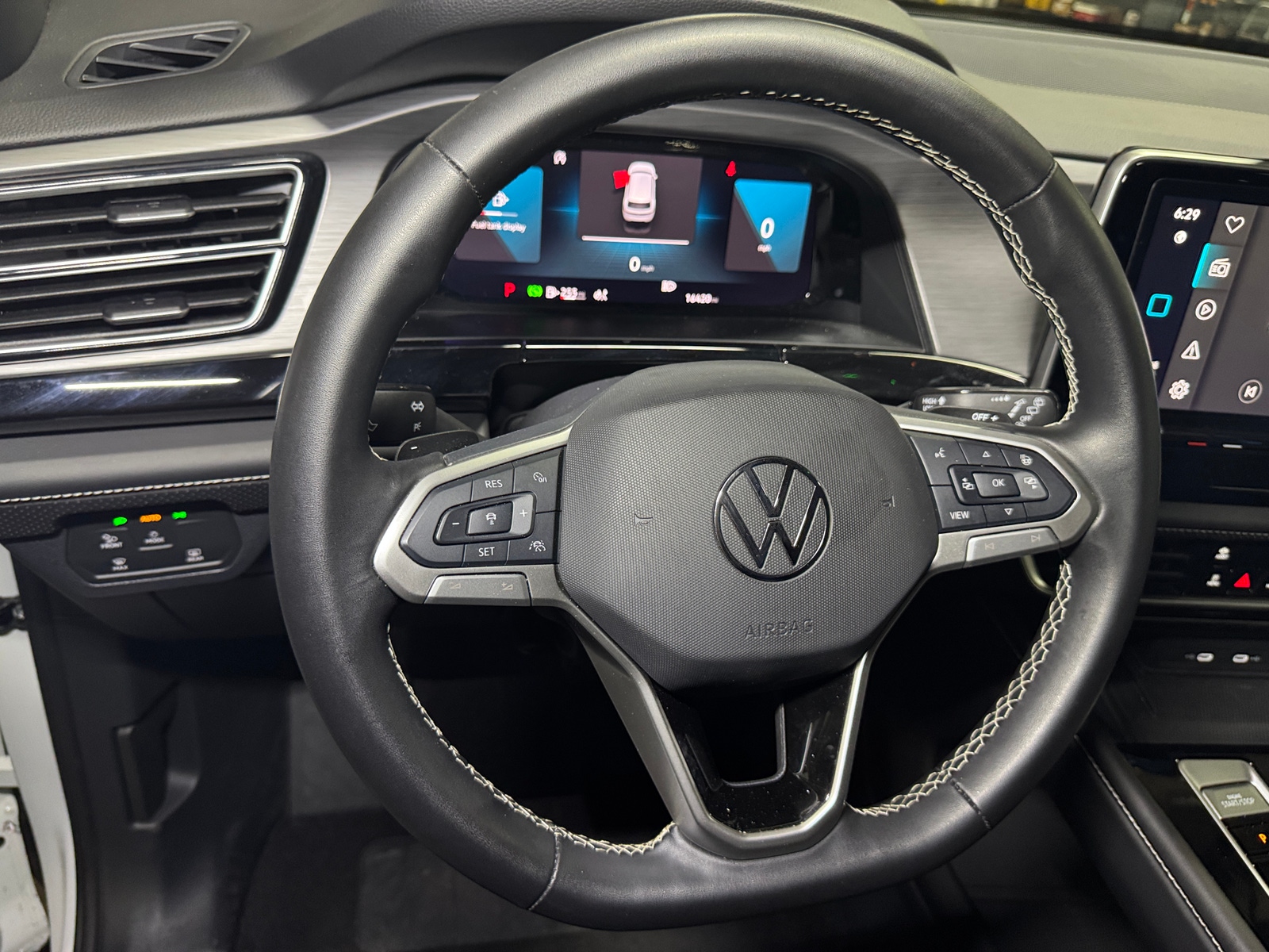 Thumbnail: 2025 Volkswagen Atlas - 4