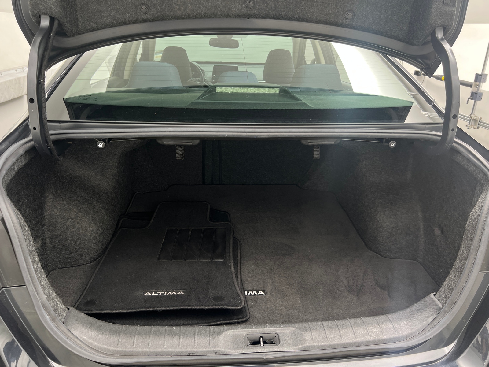 Thumbnail: 2019 Nissan Altima - 7