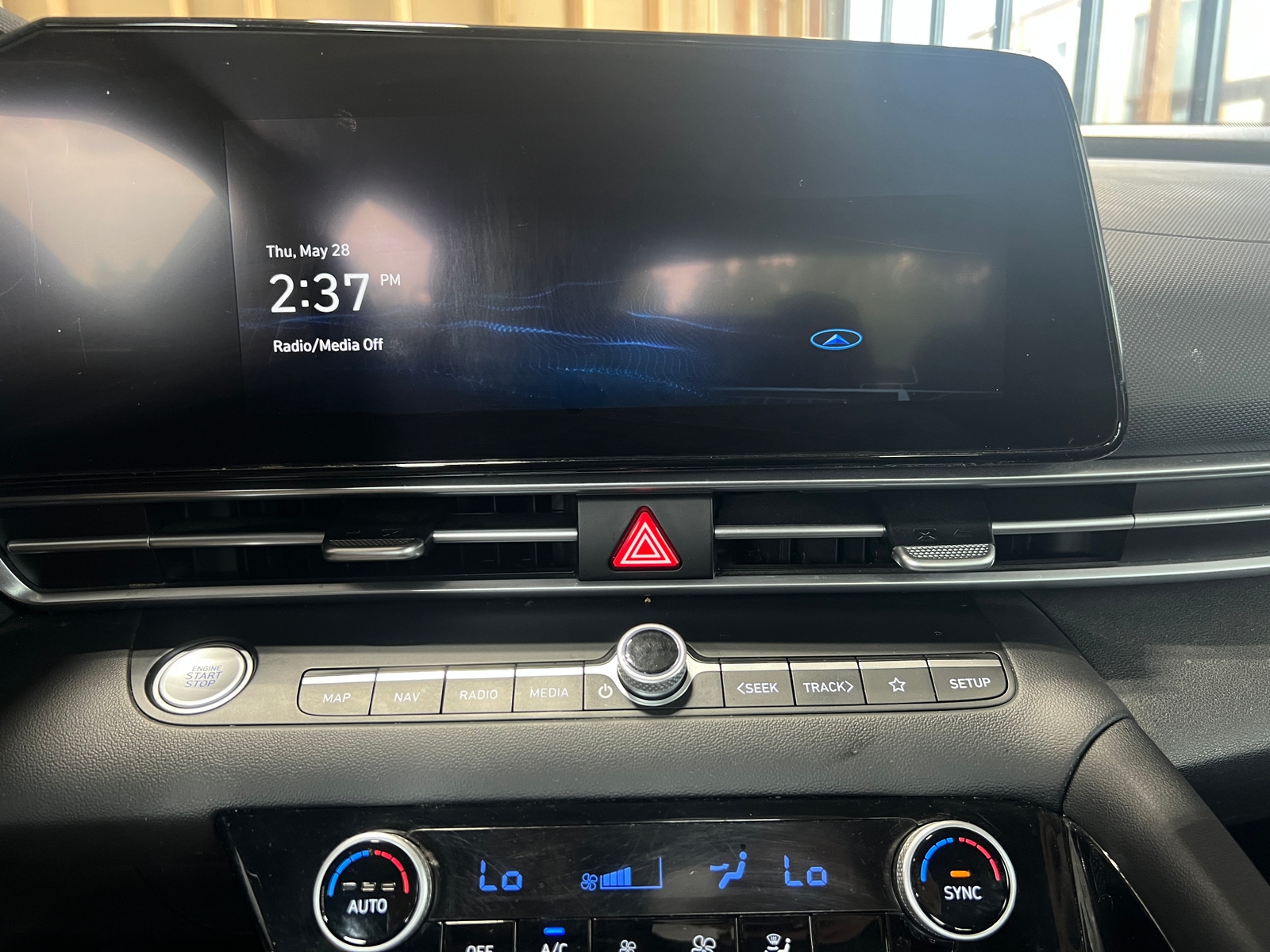Thumbnail: 2023 Hyundai Elantra - 4