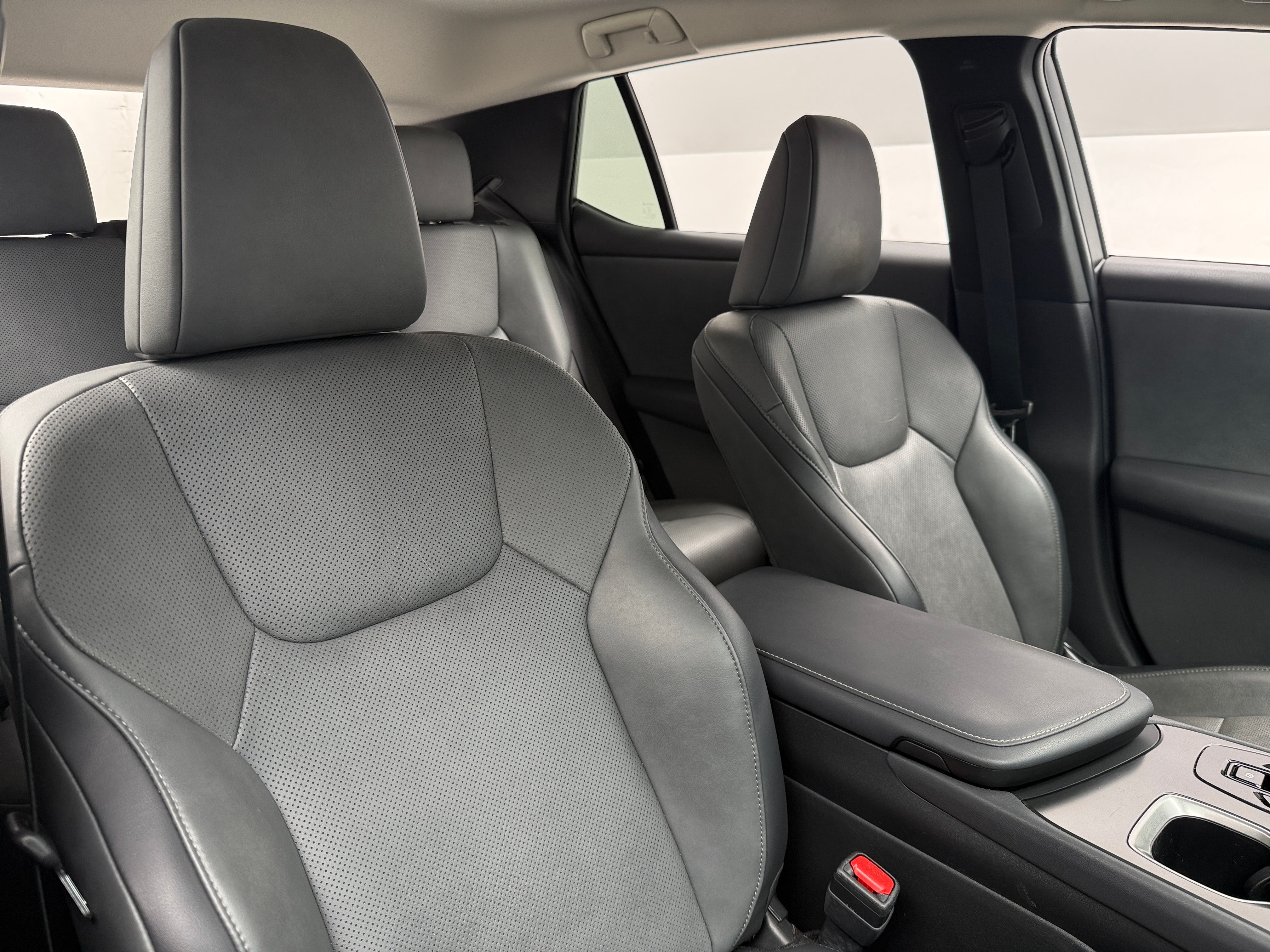 Used 2024 Lexus RZ Premium with VIN JTJABABB9RA000876 for sale in Oak Creek, WI