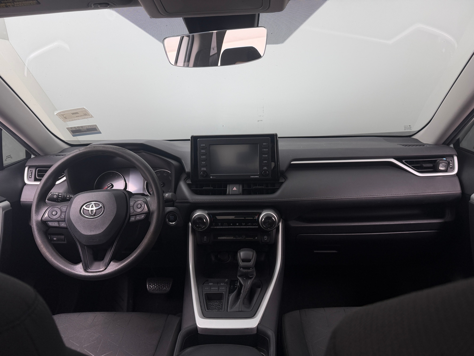 Thumbnail: 2021 Toyota RAV4 - 3
