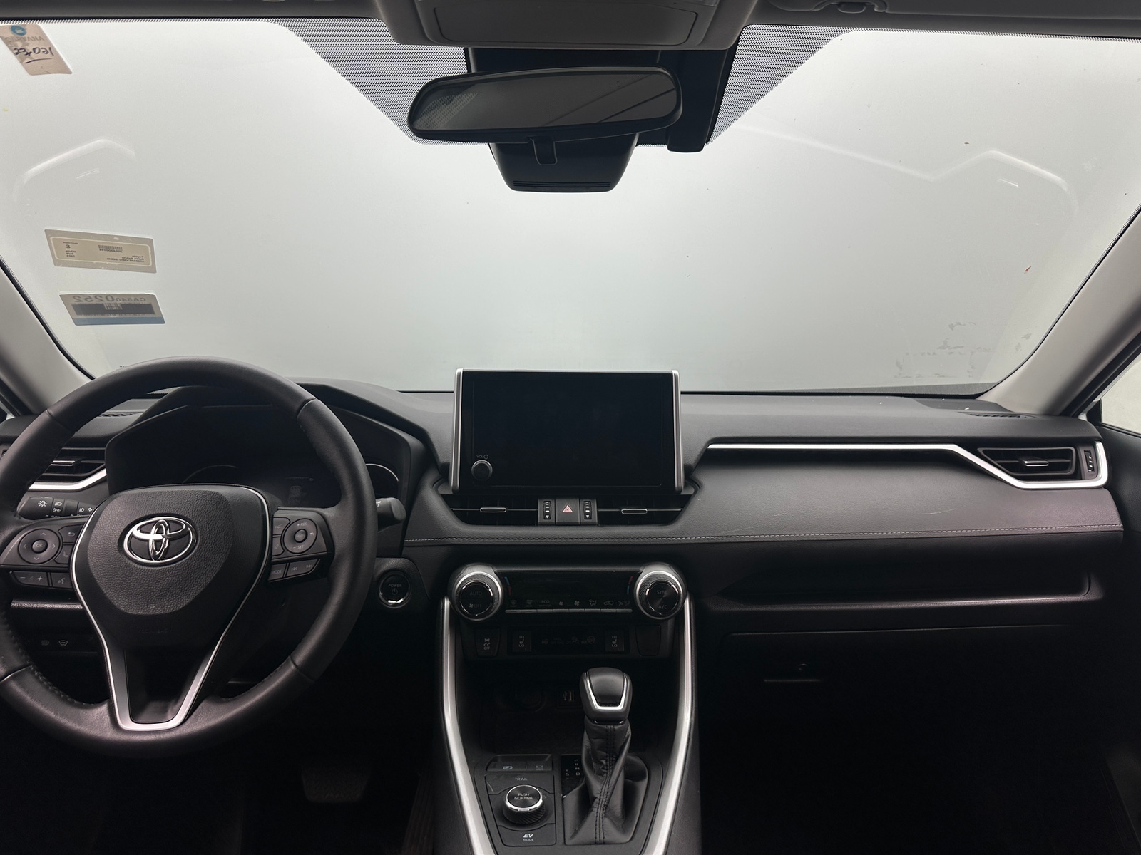 Thumbnail: 2024 Toyota RAV4 - 2