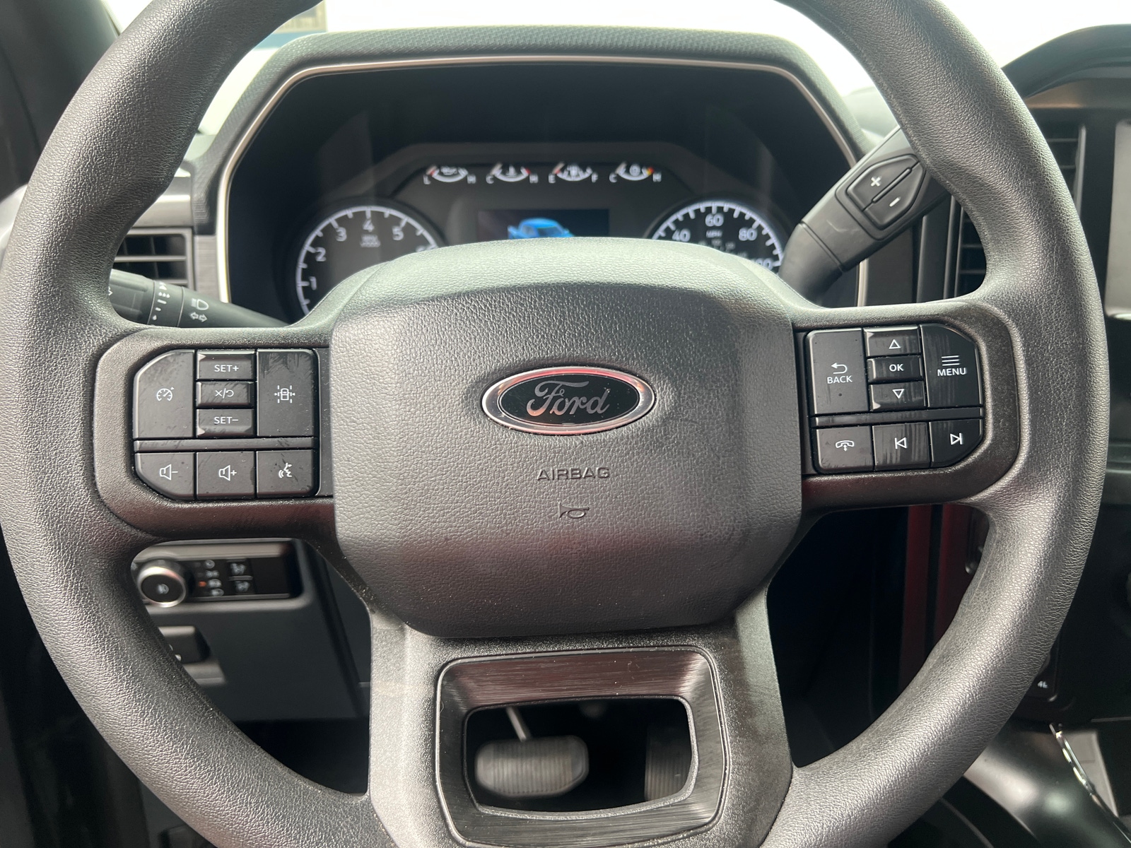 Thumbnail: 2023 Ford Econoline - 5