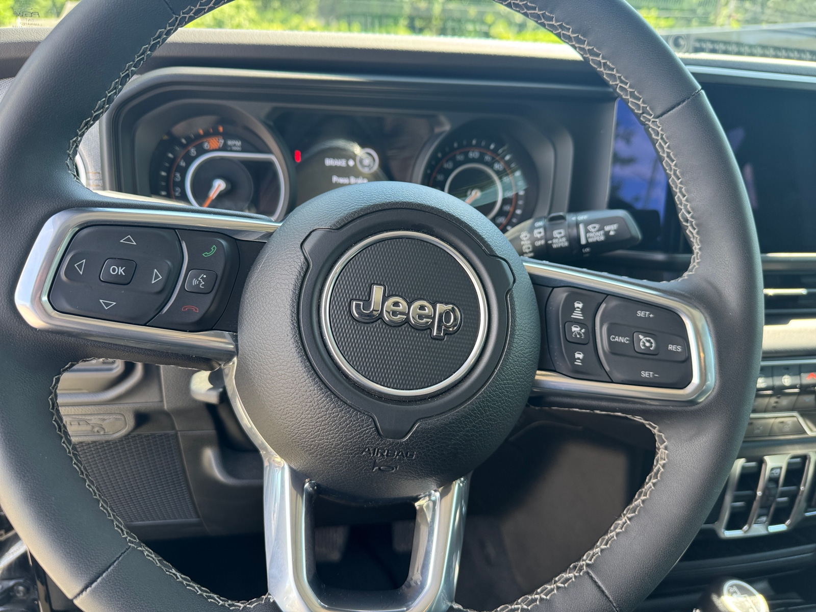 Thumbnail: 2025 Jeep Wrangler - 5