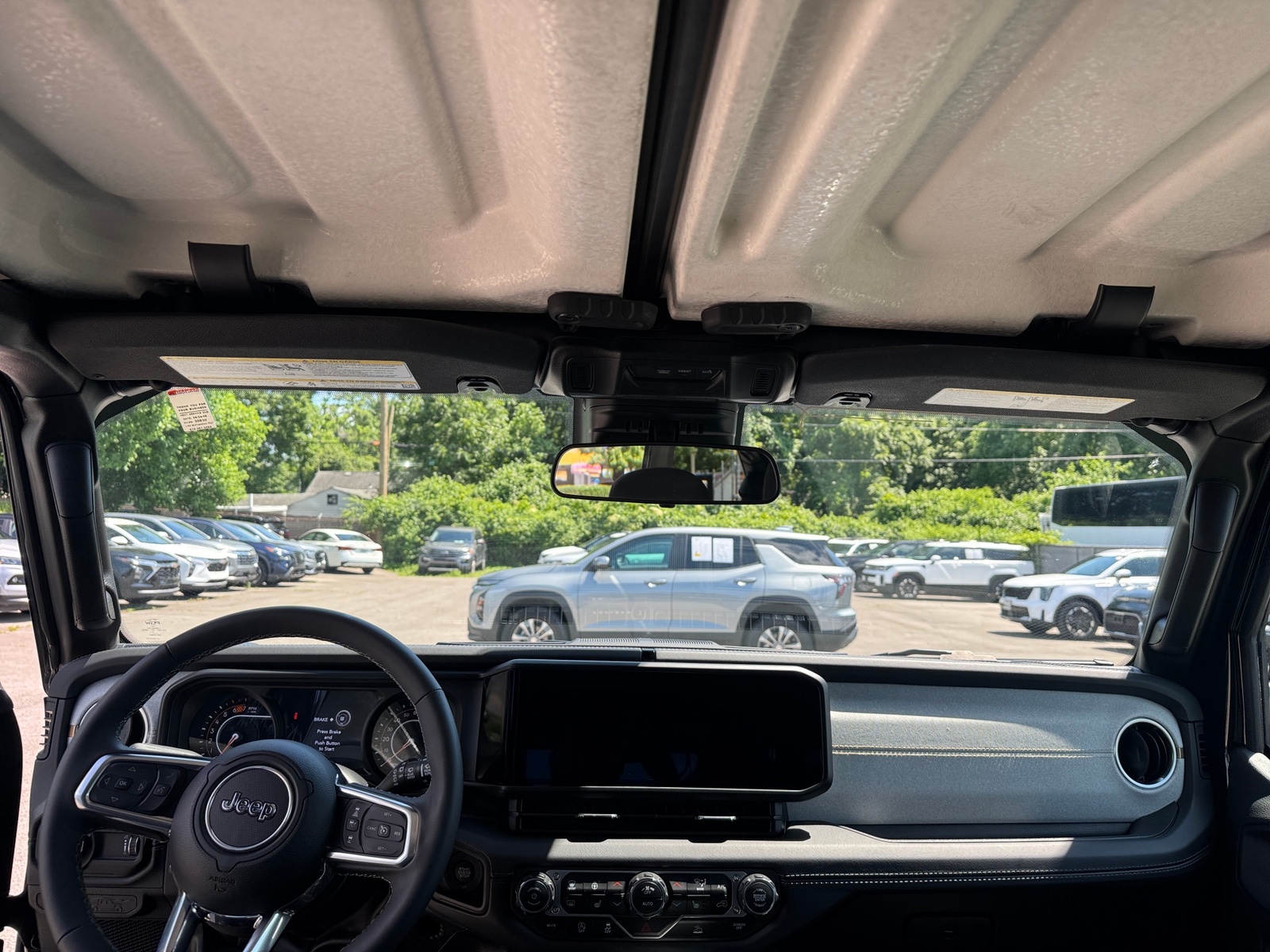 Thumbnail: 2025 Jeep Wrangler - 3