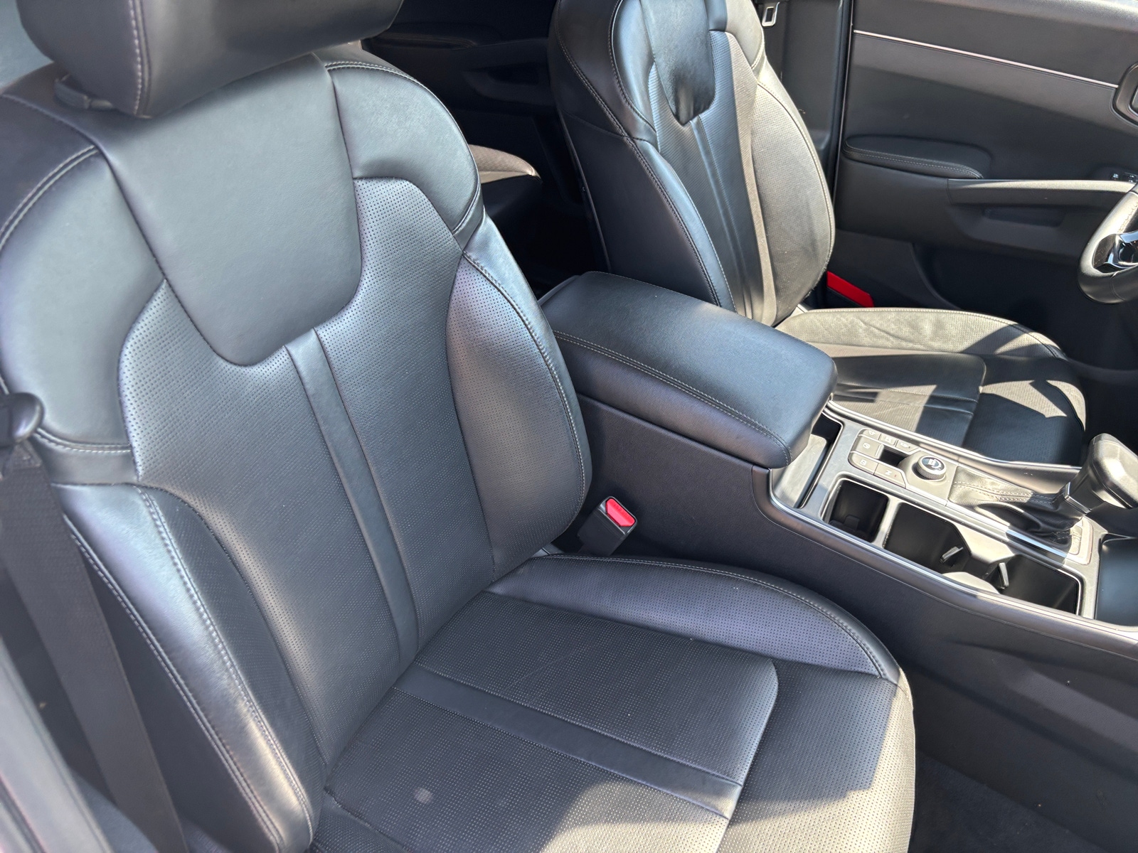 Thumbnail: 2024 Kia Sorento - 2