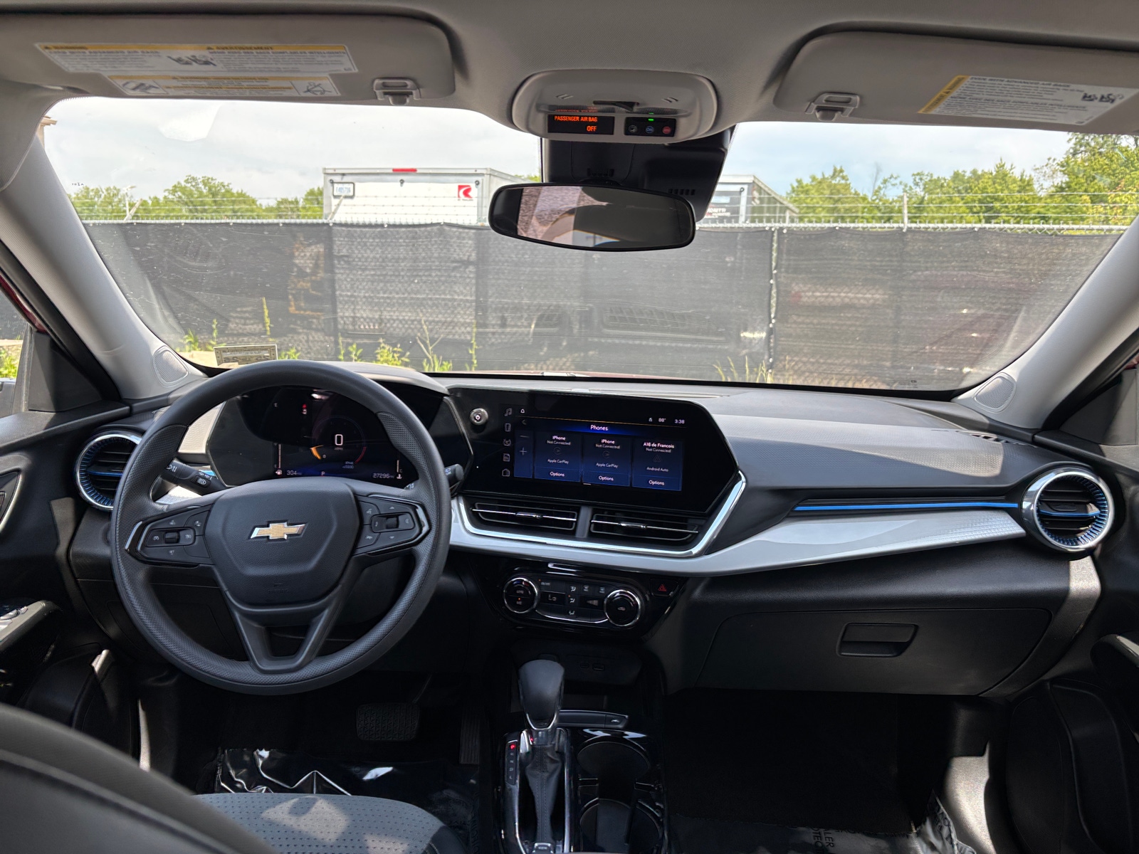 Thumbnail: 2025 Chevrolet Trax - 3
