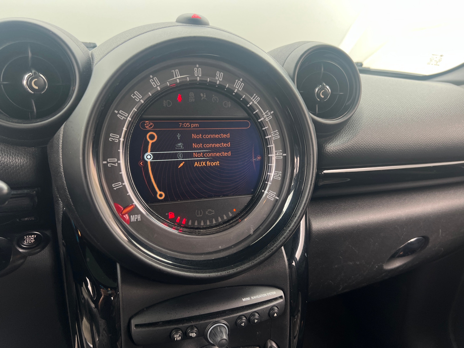 Thumbnail: 2016 MINI Cooper Countryman - 3