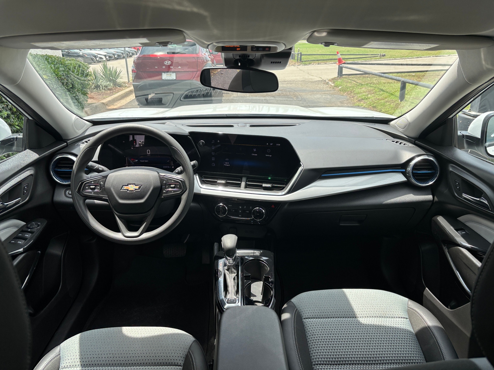 Thumbnail: 2025 Chevrolet Trax - 3