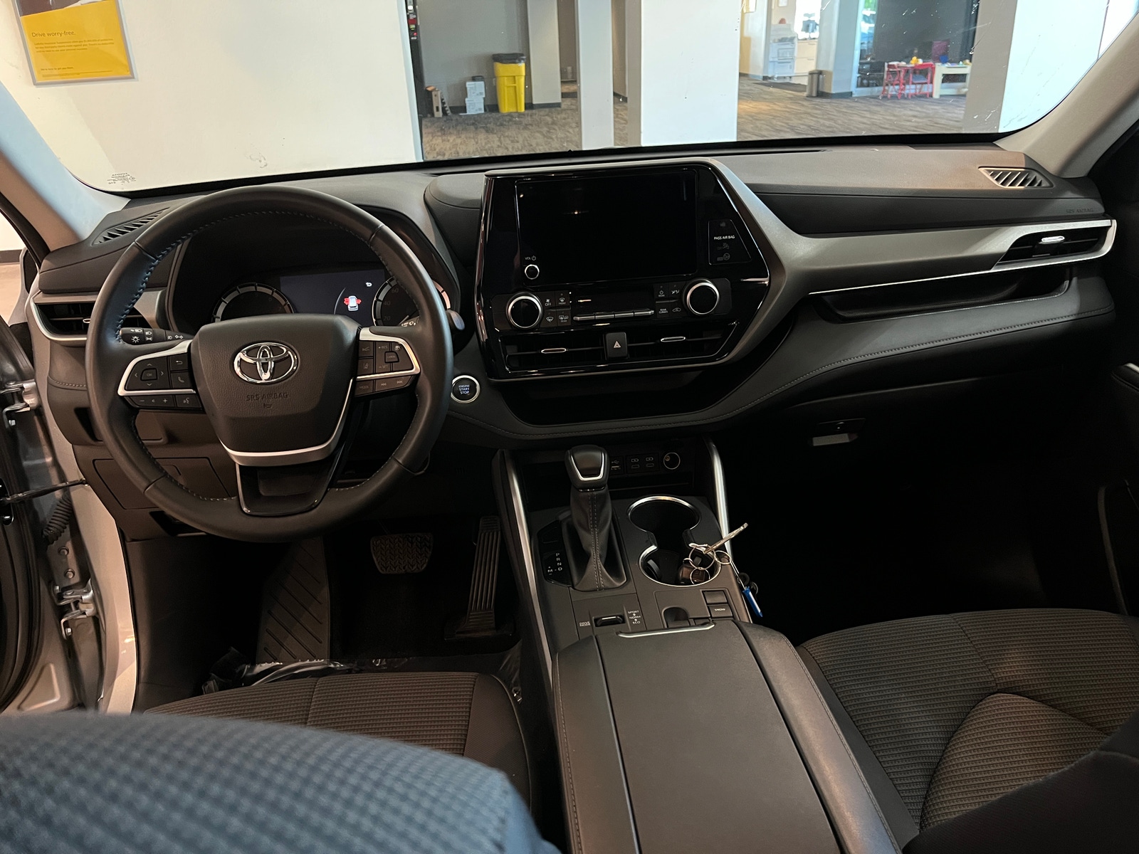 Thumbnail: 2025 Toyota Highlander - 3
