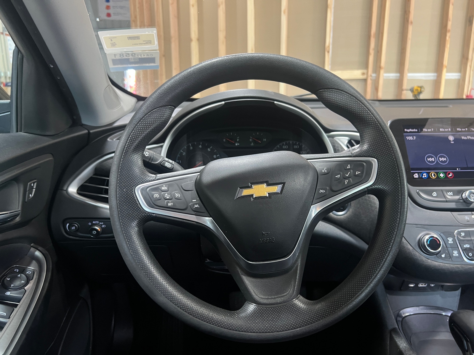 Thumbnail: 2023 Chevrolet Malibu - 5