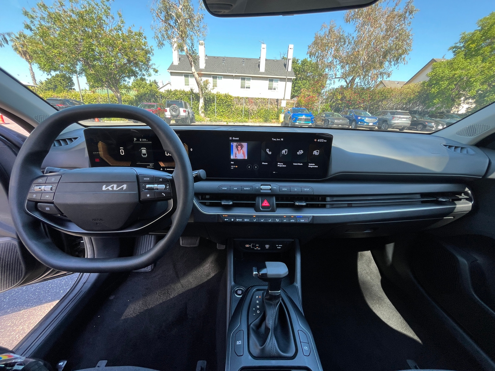 Thumbnail: 2025 Kia K4 - 2