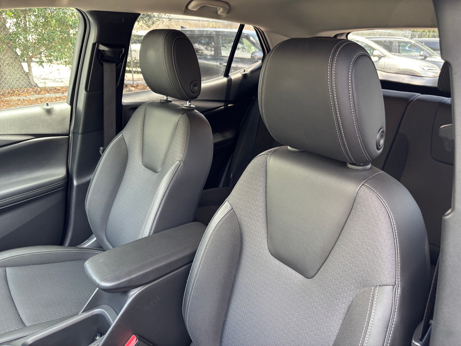 Thumbnail: 2025 Buick Encore GX - 2
