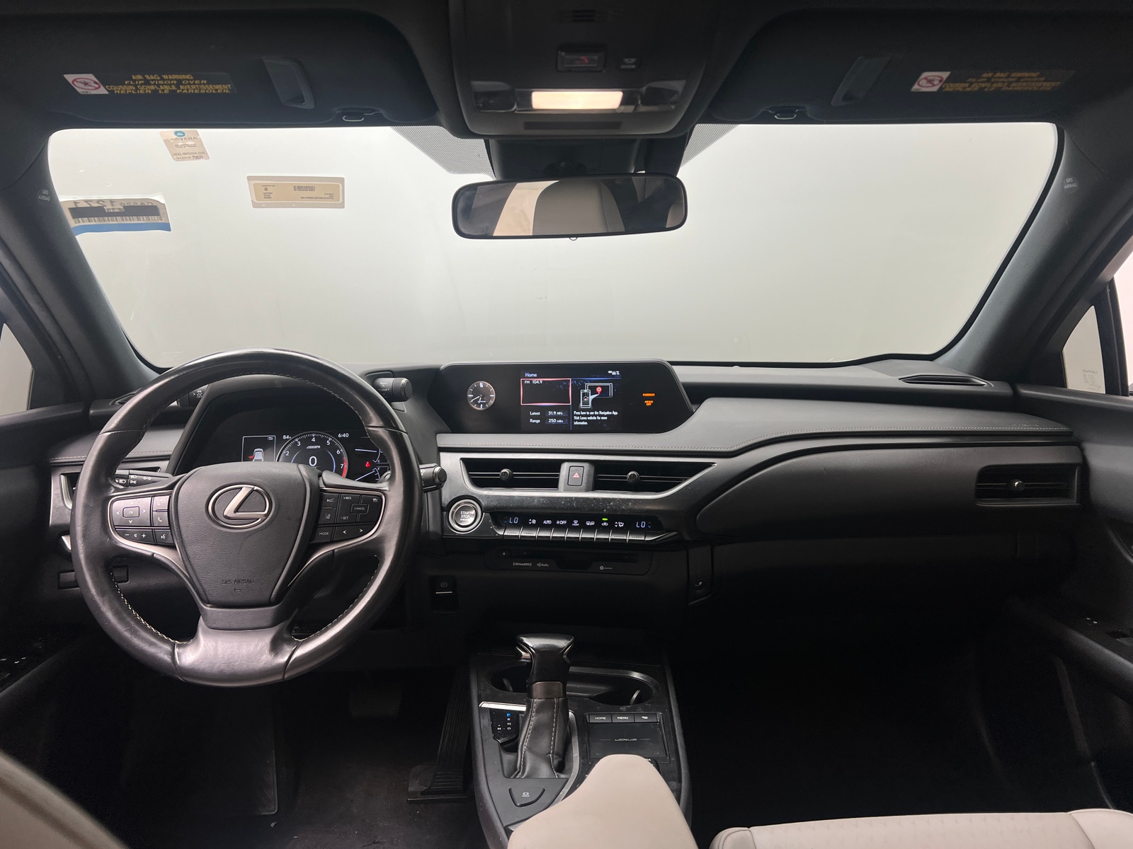 Thumbnail: 2020 Lexus UX - 2