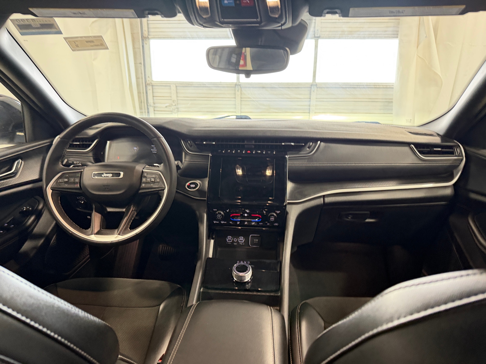 Thumbnail: 2024 Jeep Grand Cherokee - 3