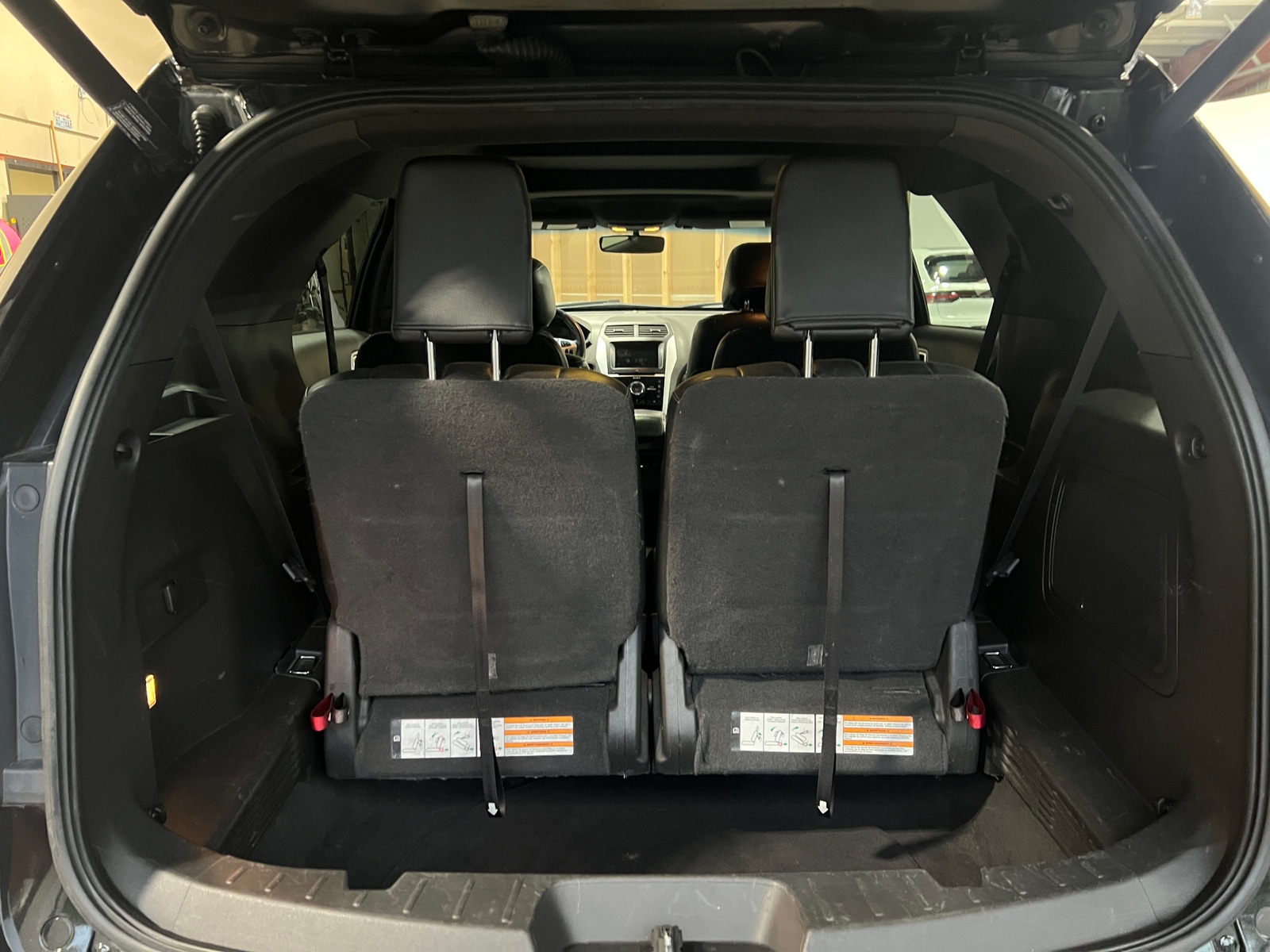 Thumbnail: 2014 Ford Explorer - 6