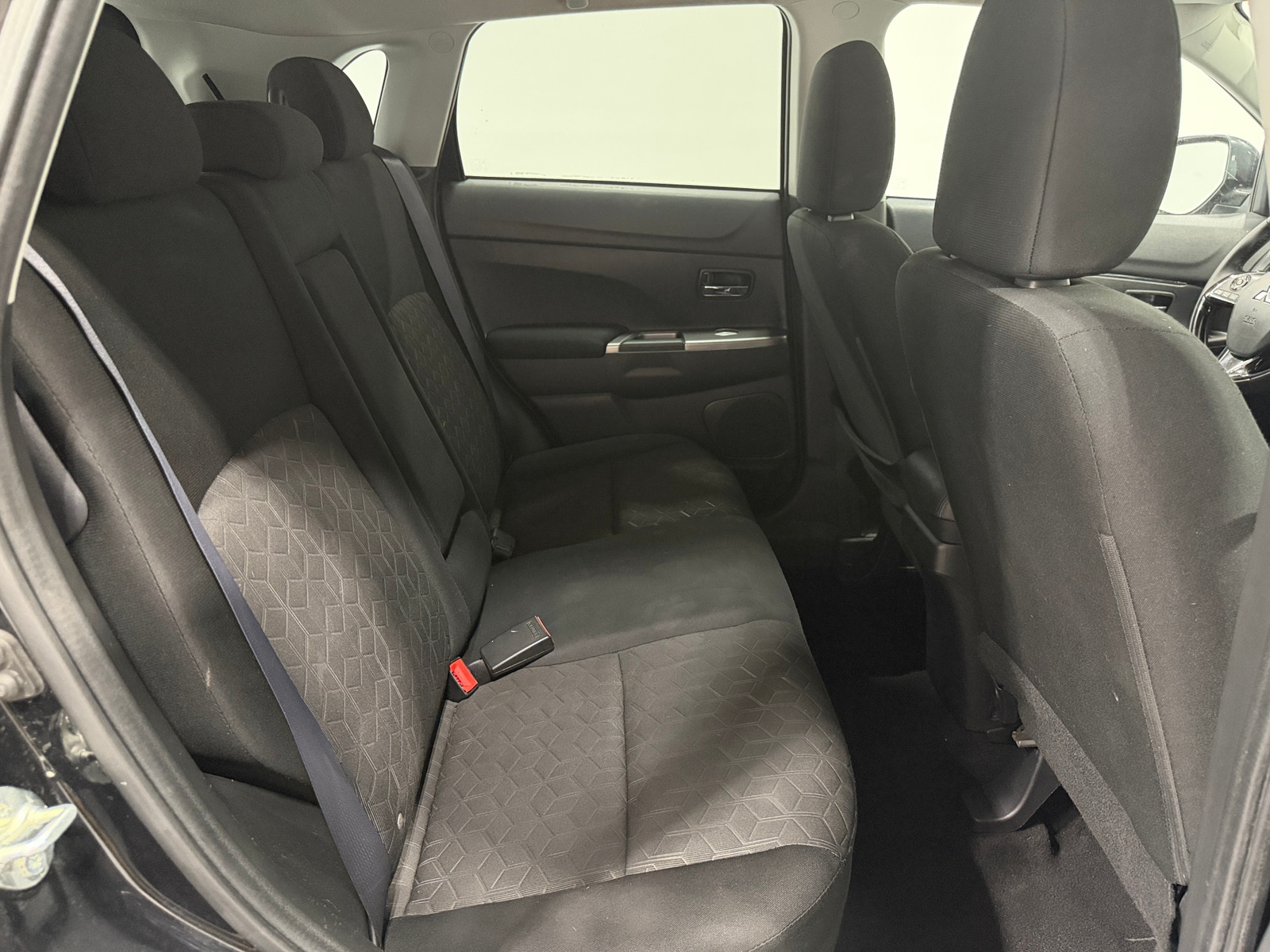 Thumbnail: 2020 Mitsubishi Outlander Sport - 6