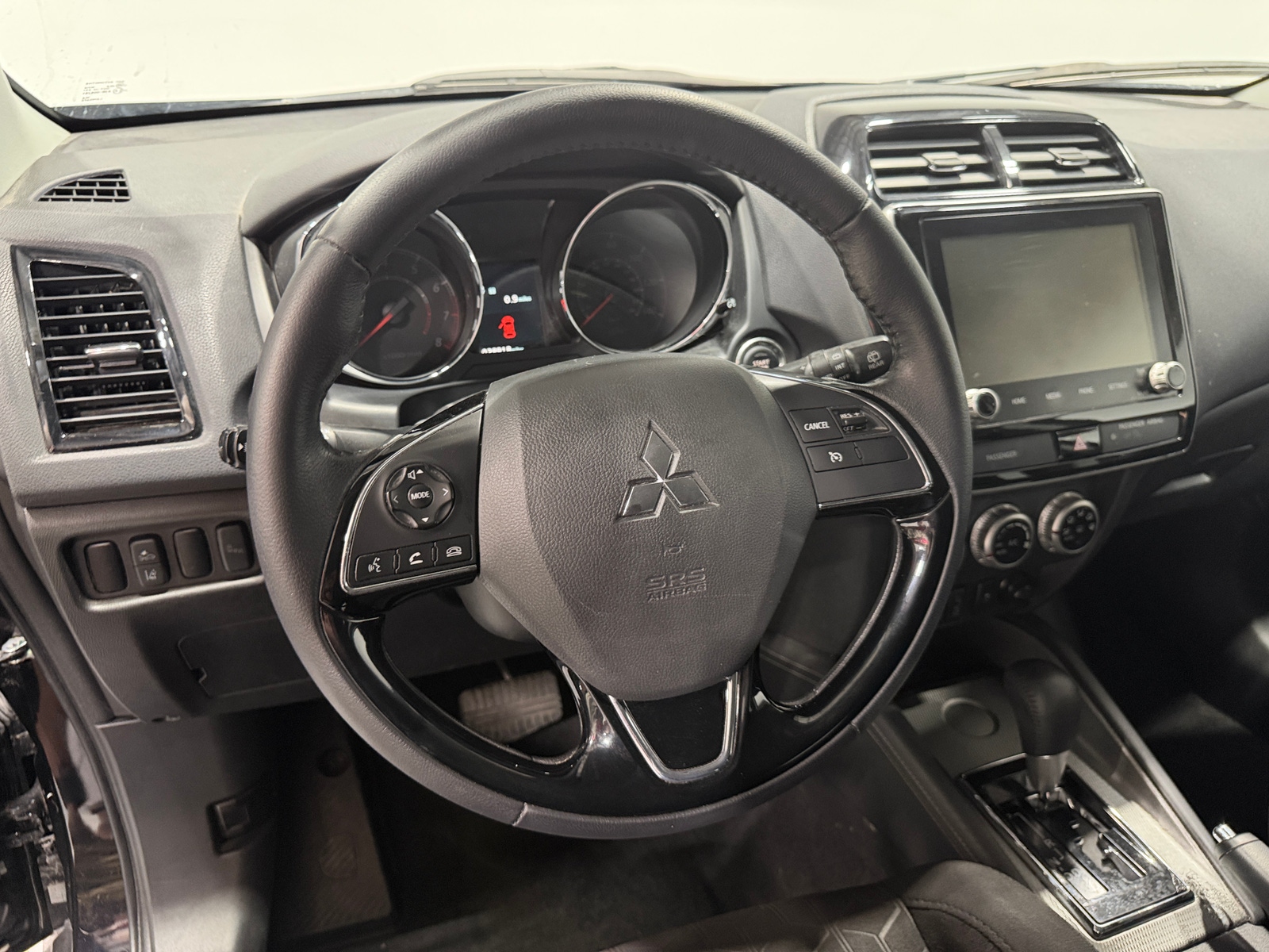Thumbnail: 2020 Mitsubishi Outlander Sport - 5