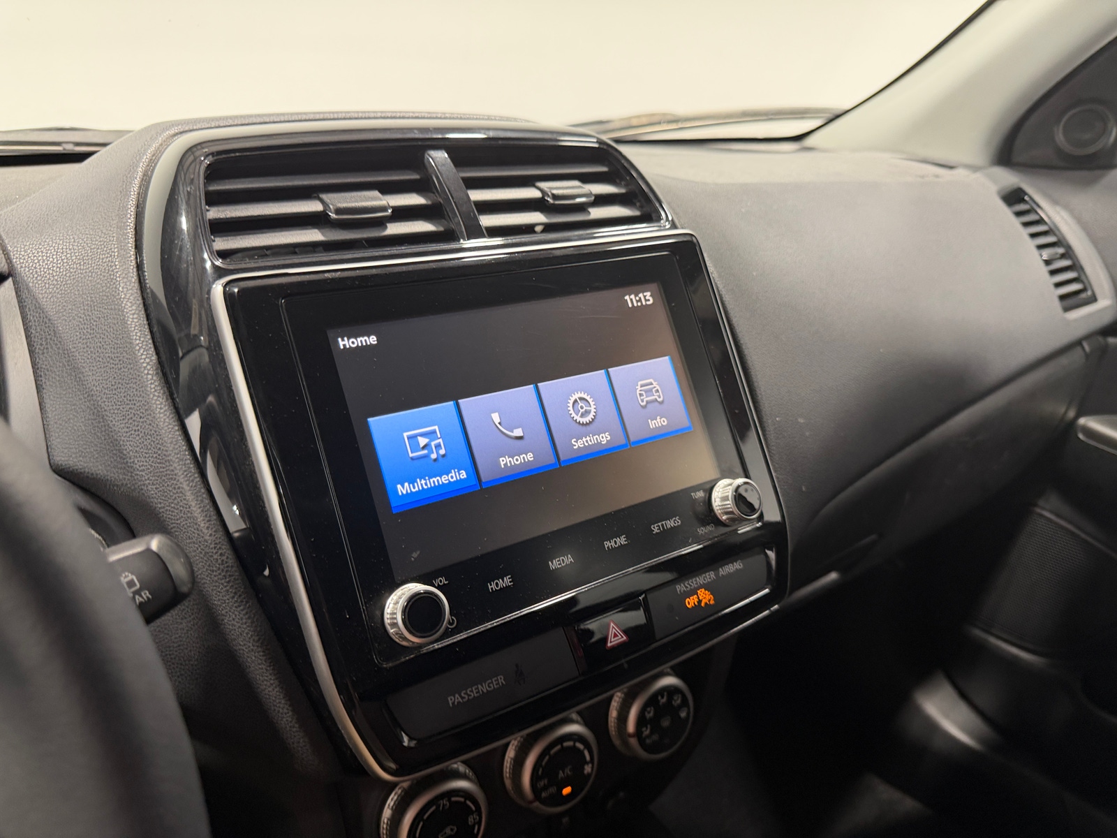 Thumbnail: 2020 Mitsubishi Outlander Sport - 4