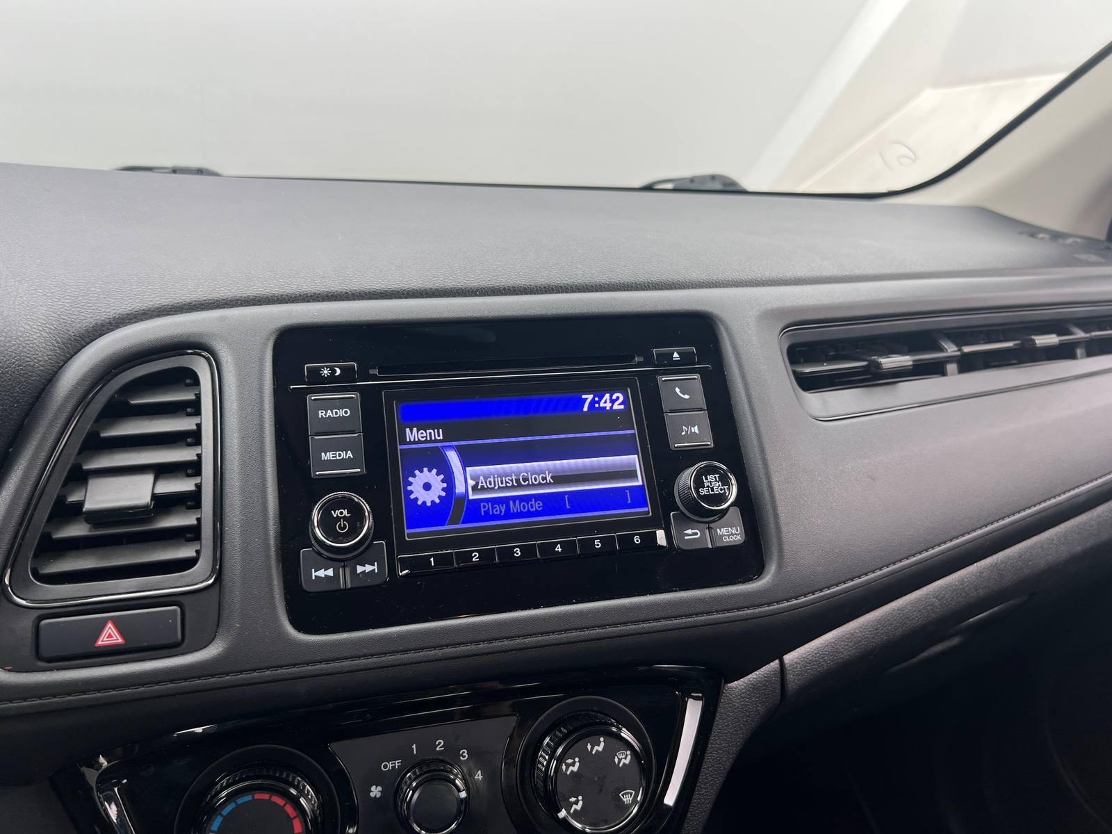 Thumbnail: 2021 Honda HR-V - 4
