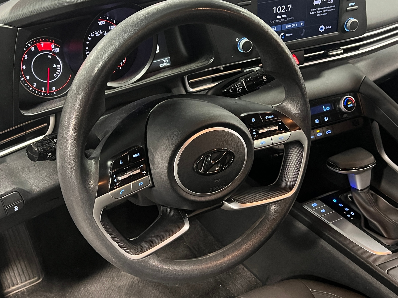 Thumbnail: 2023 Hyundai Elantra - 5