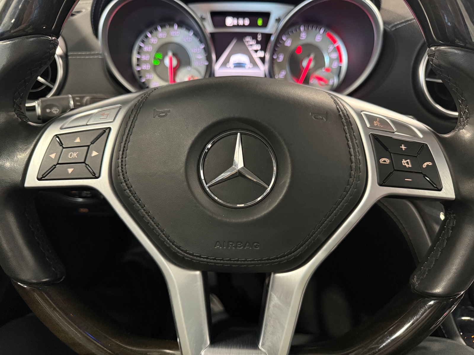 Thumbnail: 2016 Mercedes-Benz SL-Class - 4