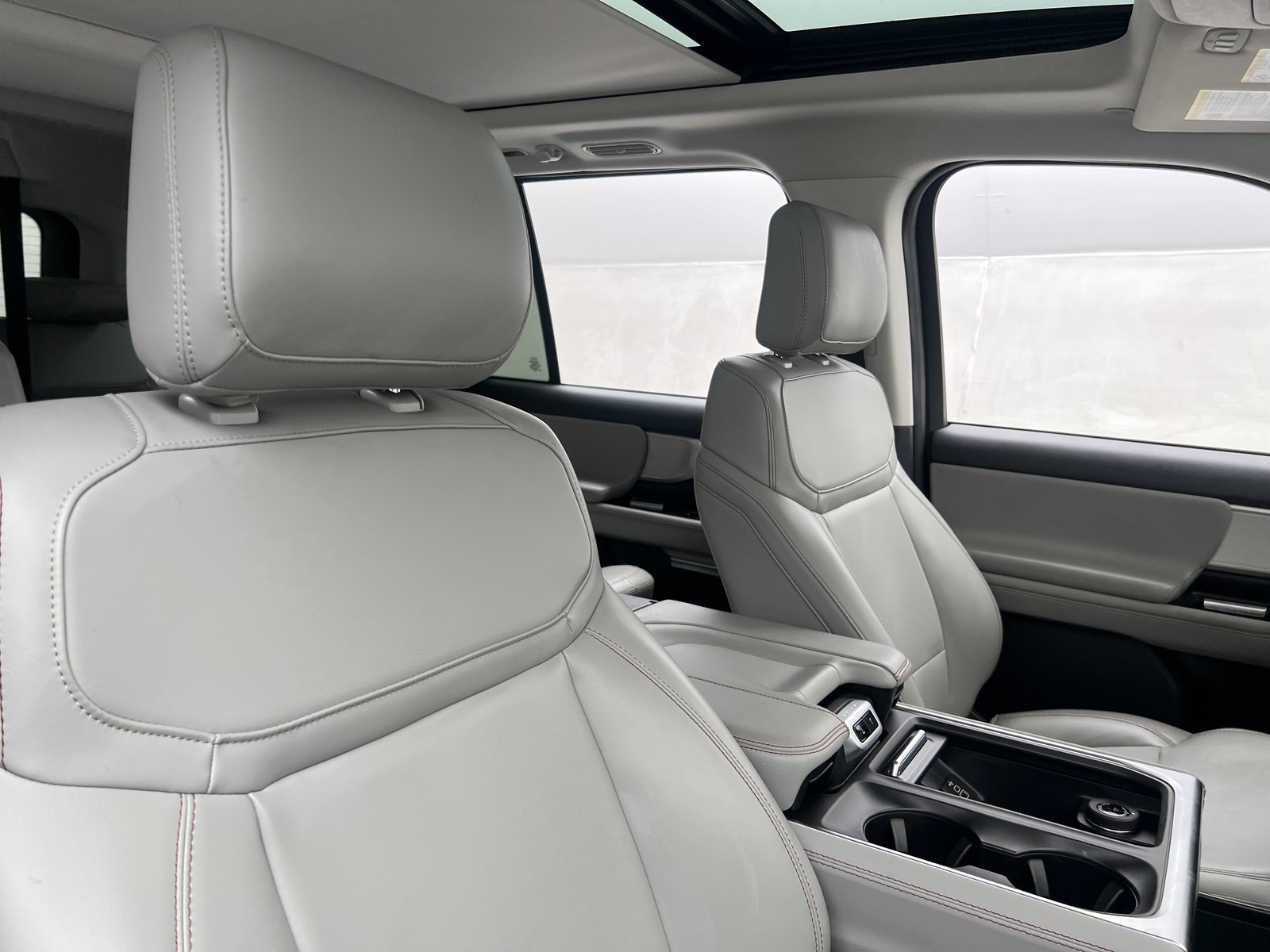 Thumbnail: 2025 Ford Expedition - 2