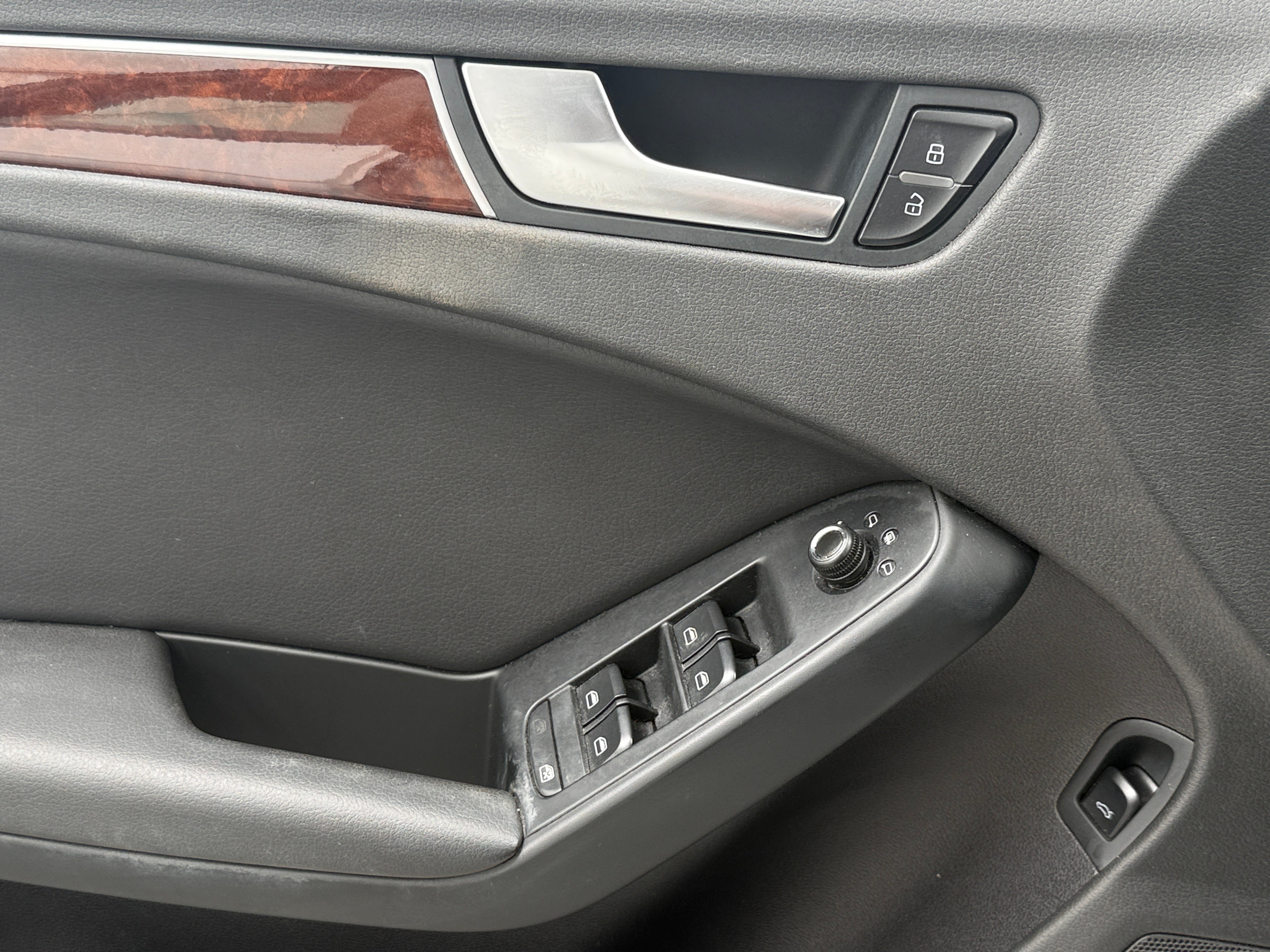 Used 2010 Audi A4 Premium with VIN WAUAFAFL8AN000680 for sale in Pewaukee, WI
