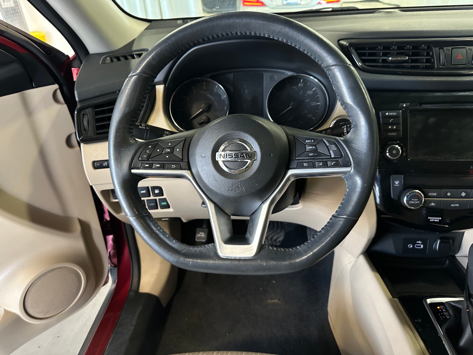 Thumbnail: 2018 Nissan Rogue - 5