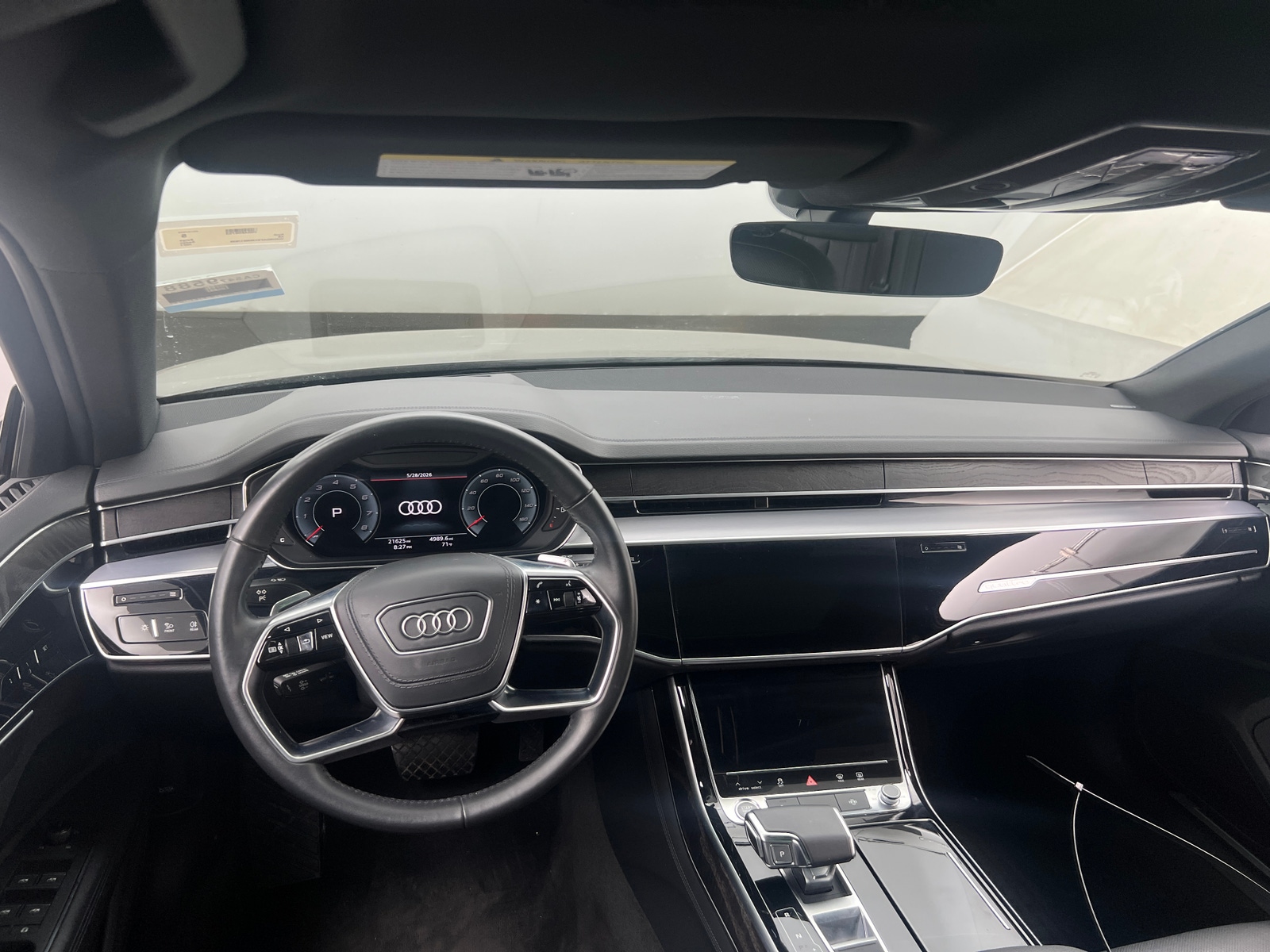 Thumbnail: 2021 Audi A8 - 2