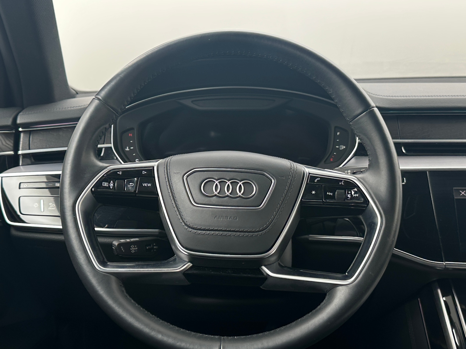 Thumbnail: 2021 Audi A8 - 4