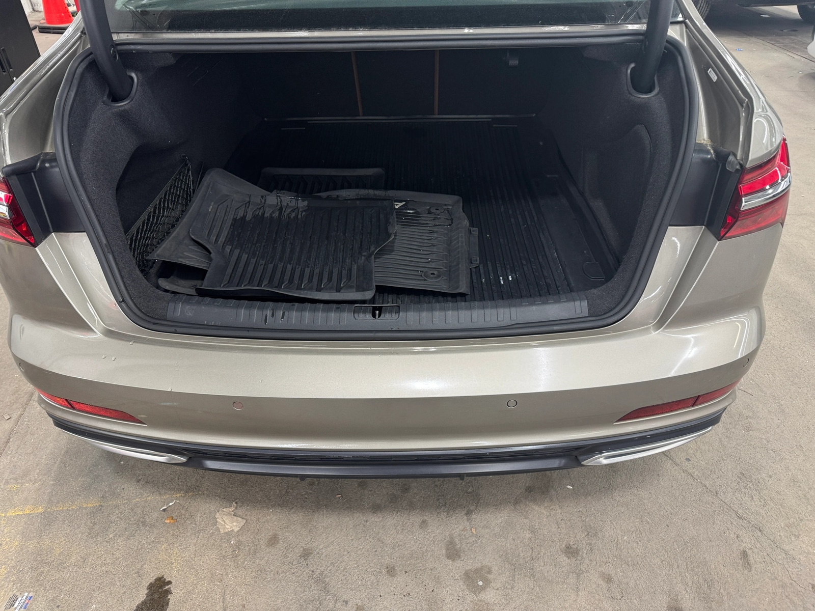 Thumbnail: 2019 Audi A6 - 6