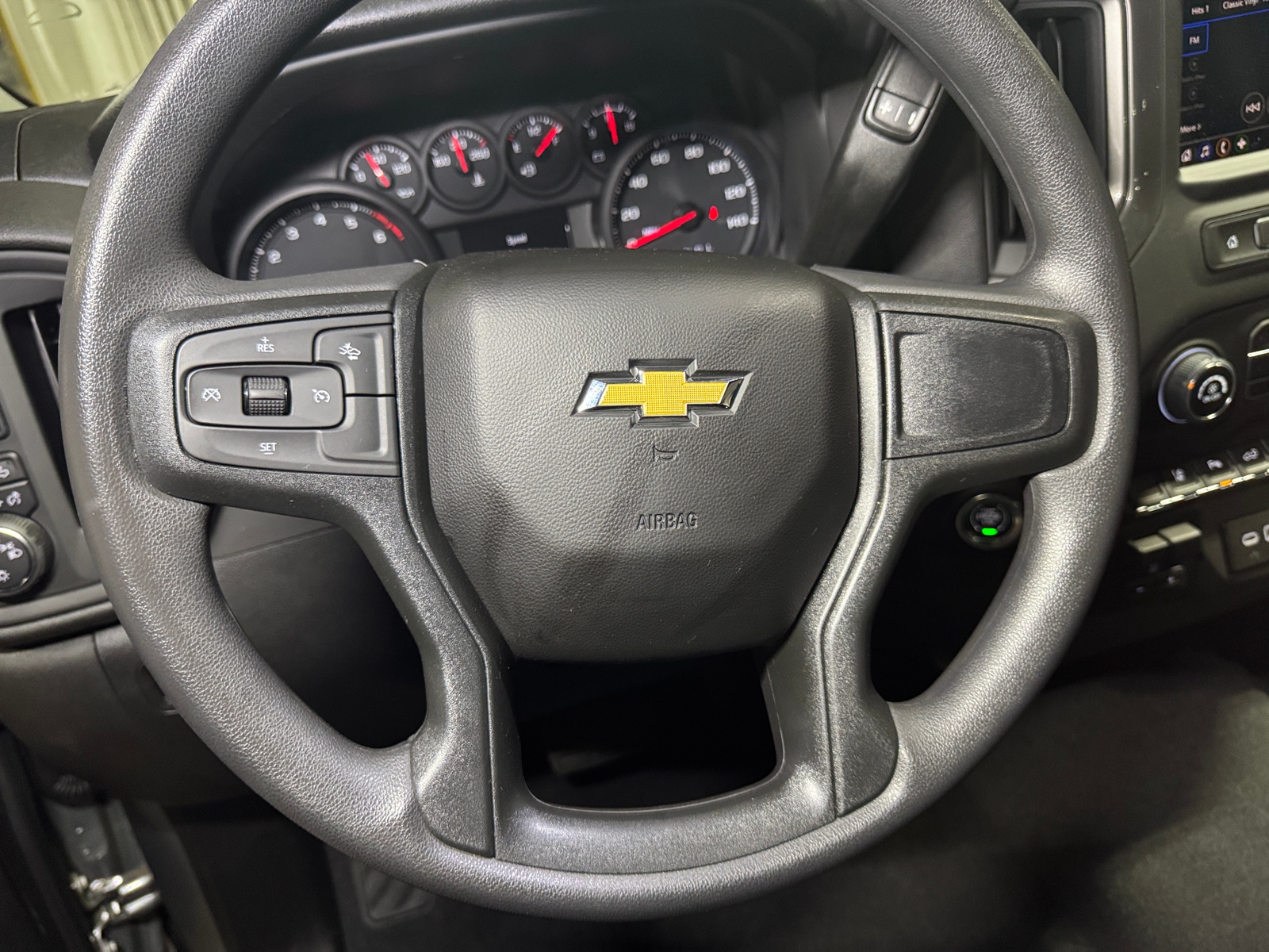 Thumbnail: 2025 Chevrolet Silverado 2500 - 5