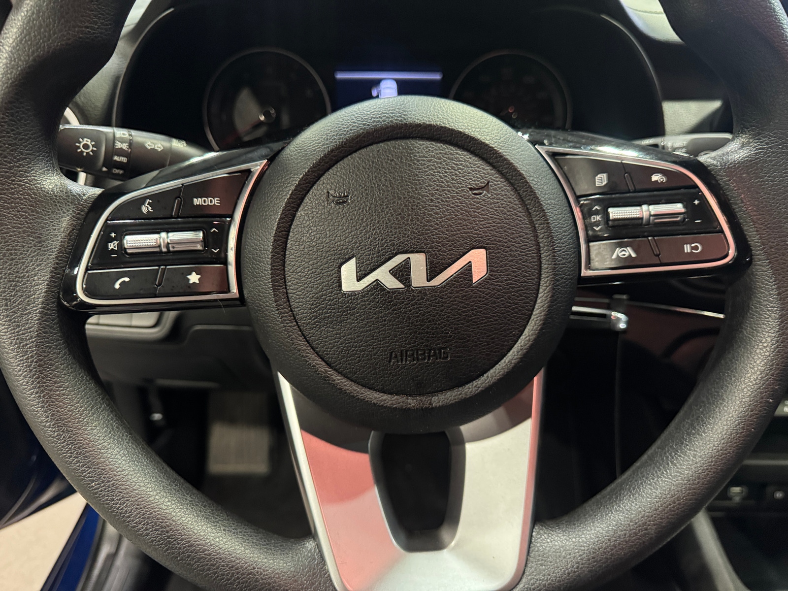 Thumbnail: 2024 Kia Forte - 5