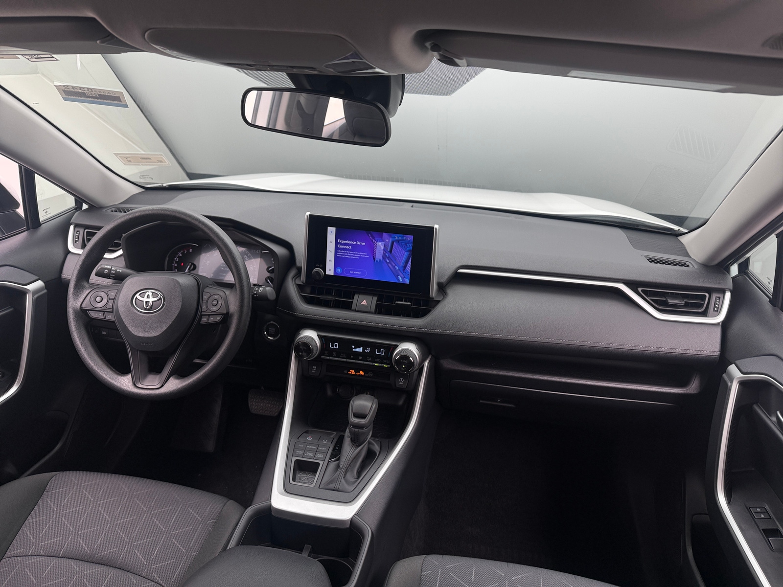 Thumbnail: 2025 Toyota RAV4 - 3