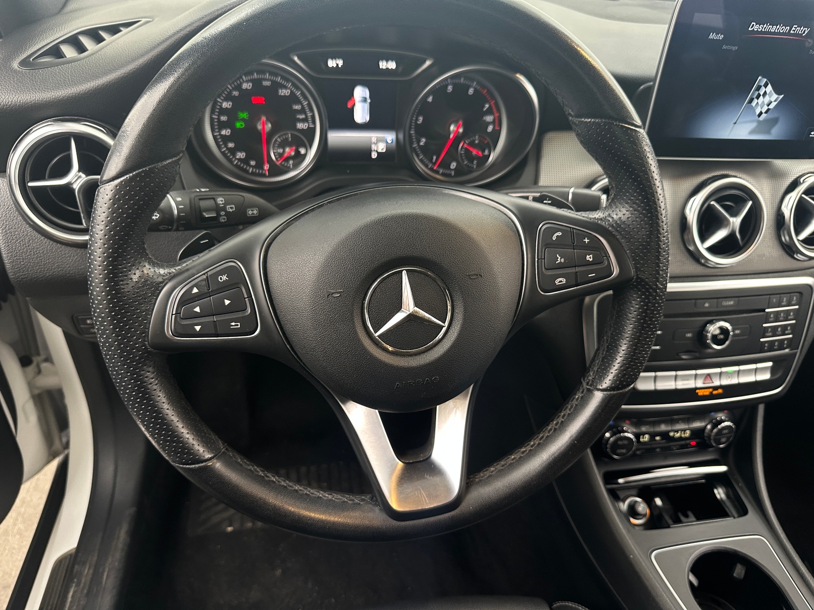 Thumbnail: 2020 Mercedes-Benz GLA - 4
