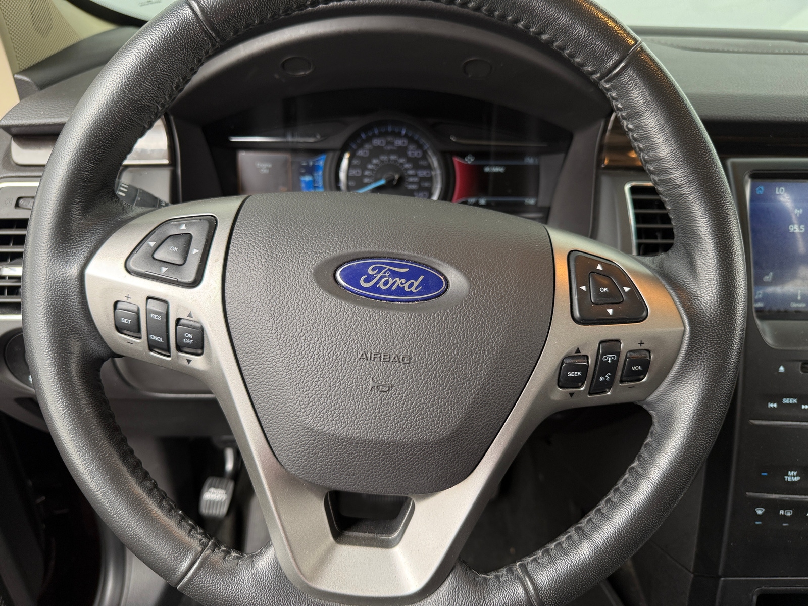Thumbnail: 2018 Ford Flex - 4