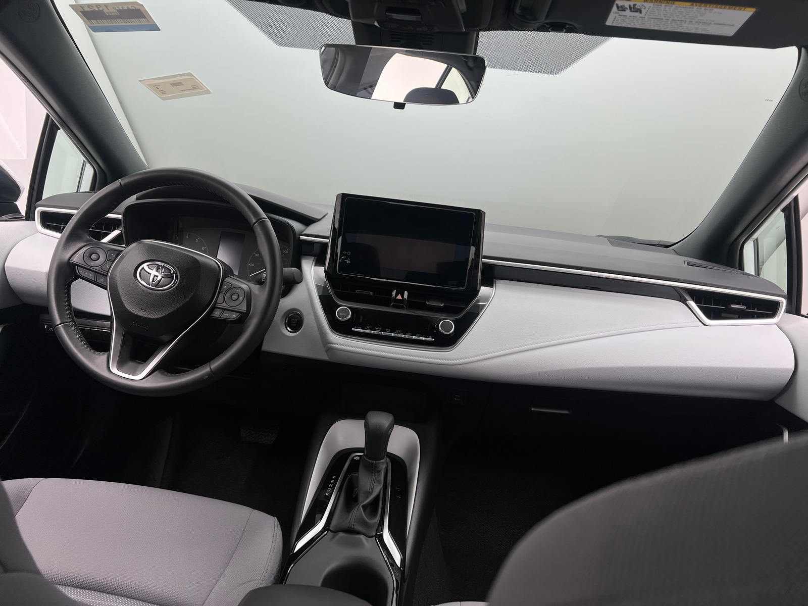 Thumbnail: 2025 Toyota Corolla - 3