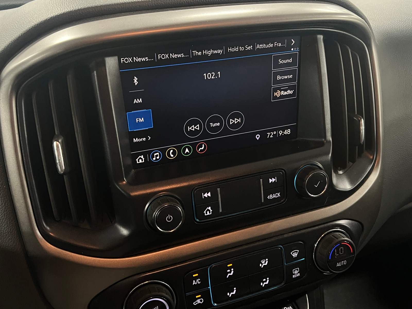 Thumbnail: 2020 Chevrolet Colorado - 3
