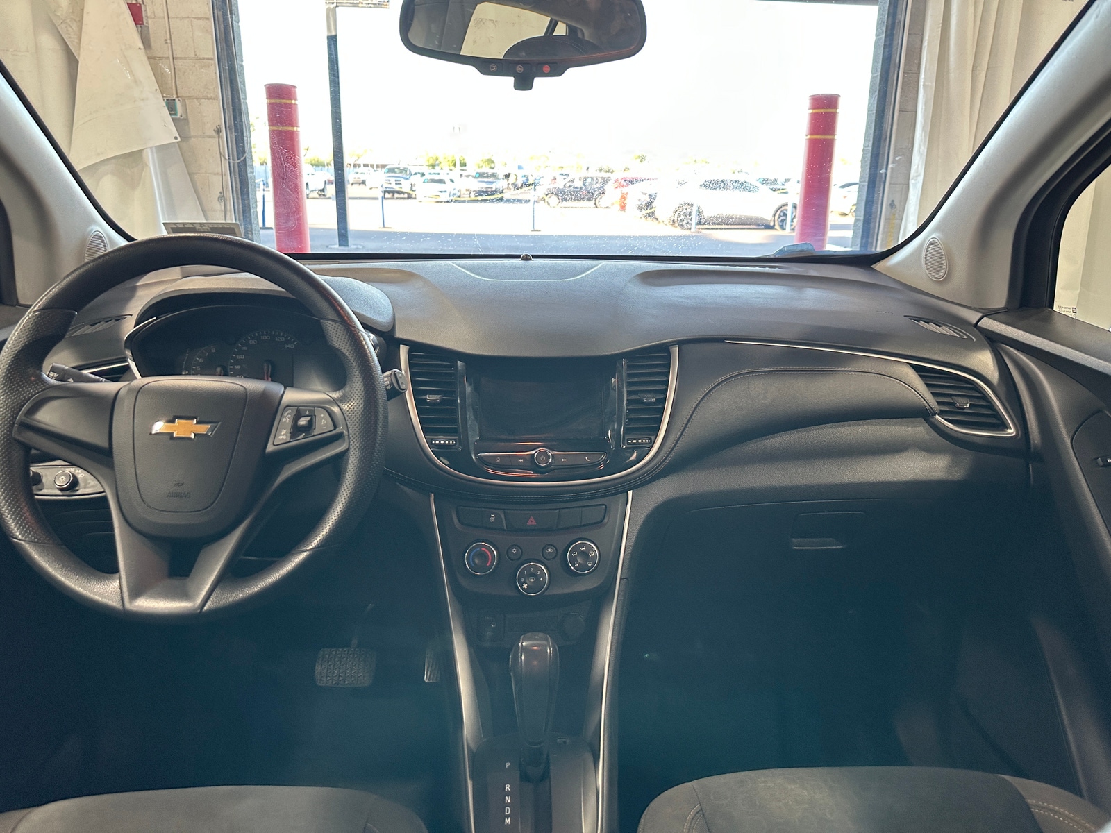 Thumbnail: 2018 Chevrolet Trax - 3