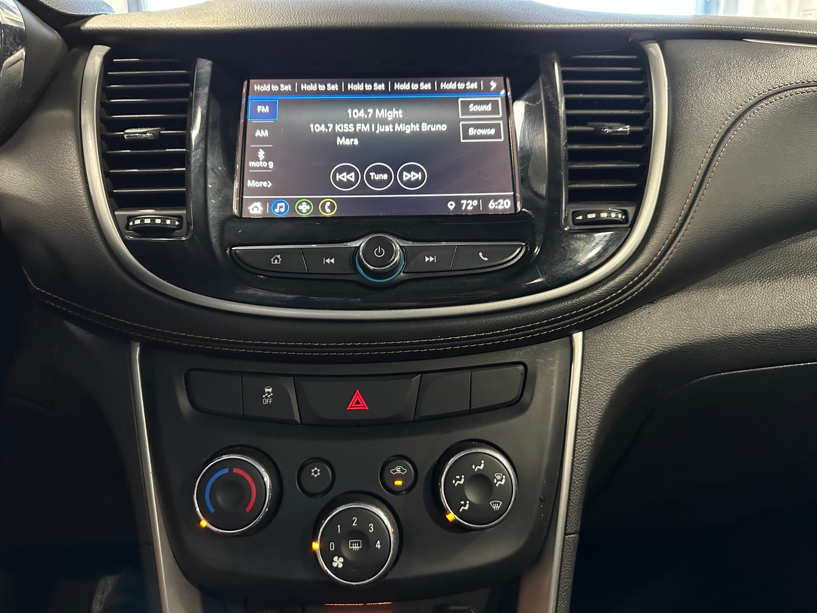 Thumbnail: 2018 Chevrolet Trax - 4