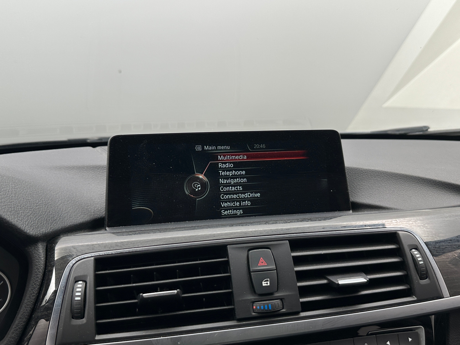 Thumbnail: 2016 BMW 3 Series - 3