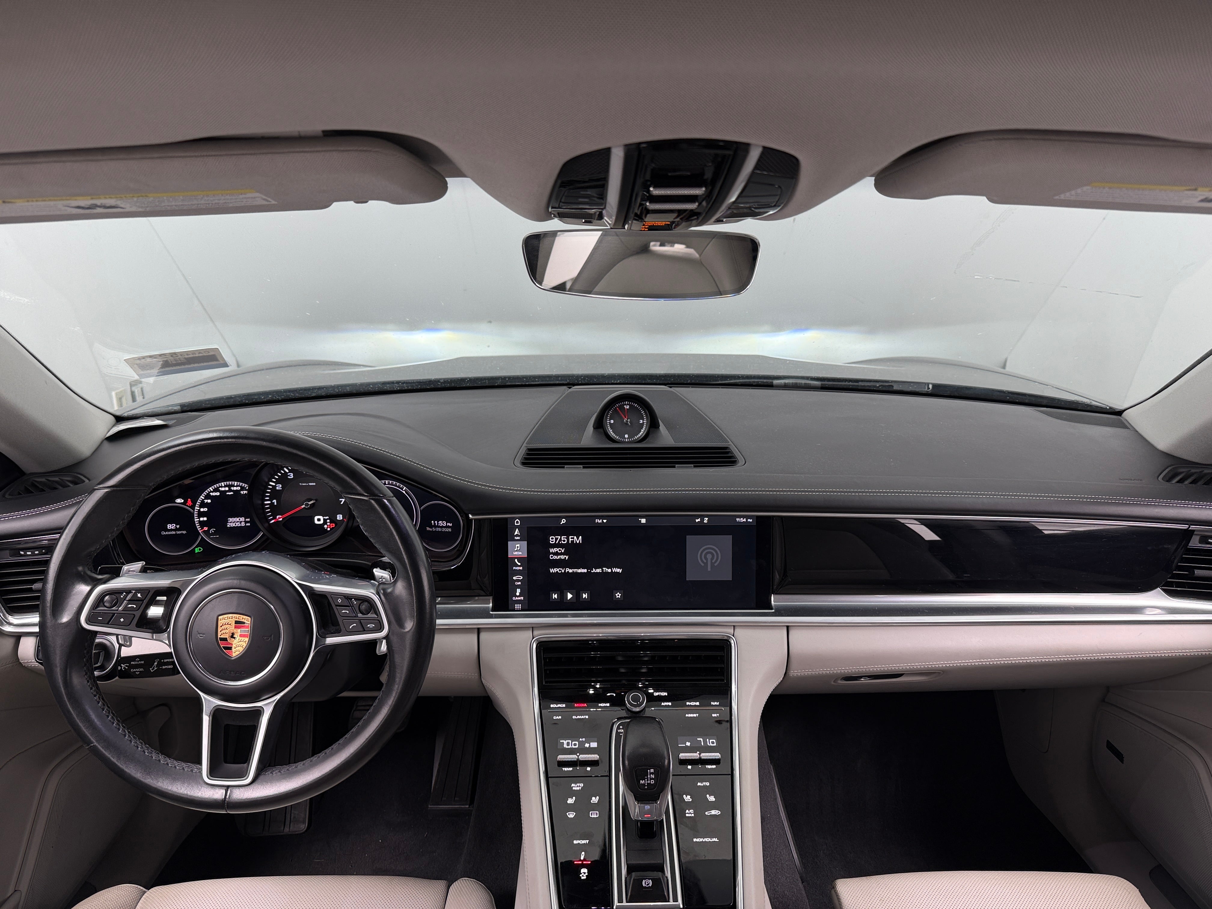 2018 Porsche Panamera 4 - Photo 6