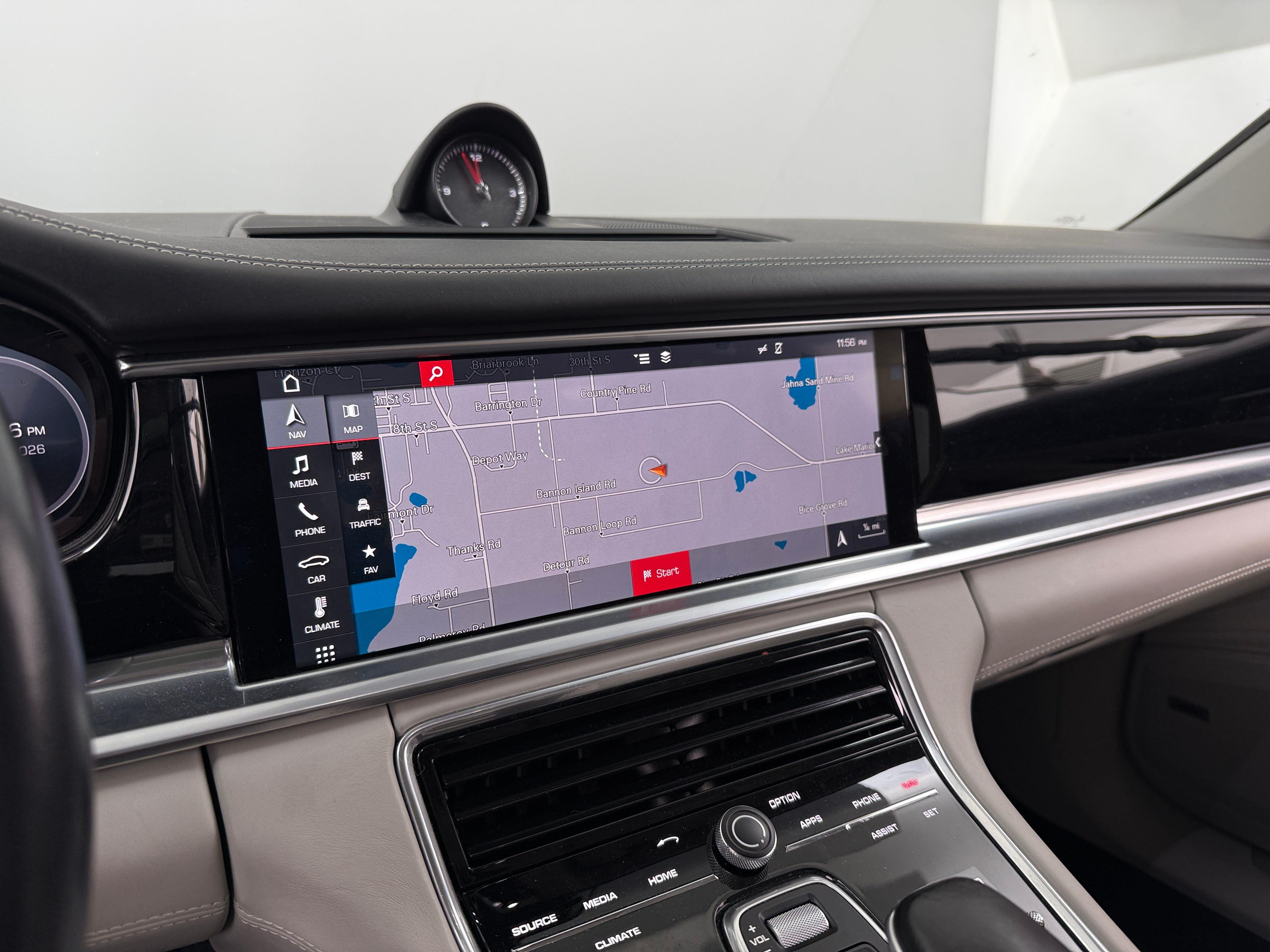 2018 Porsche Panamera 4 - Photo 14
