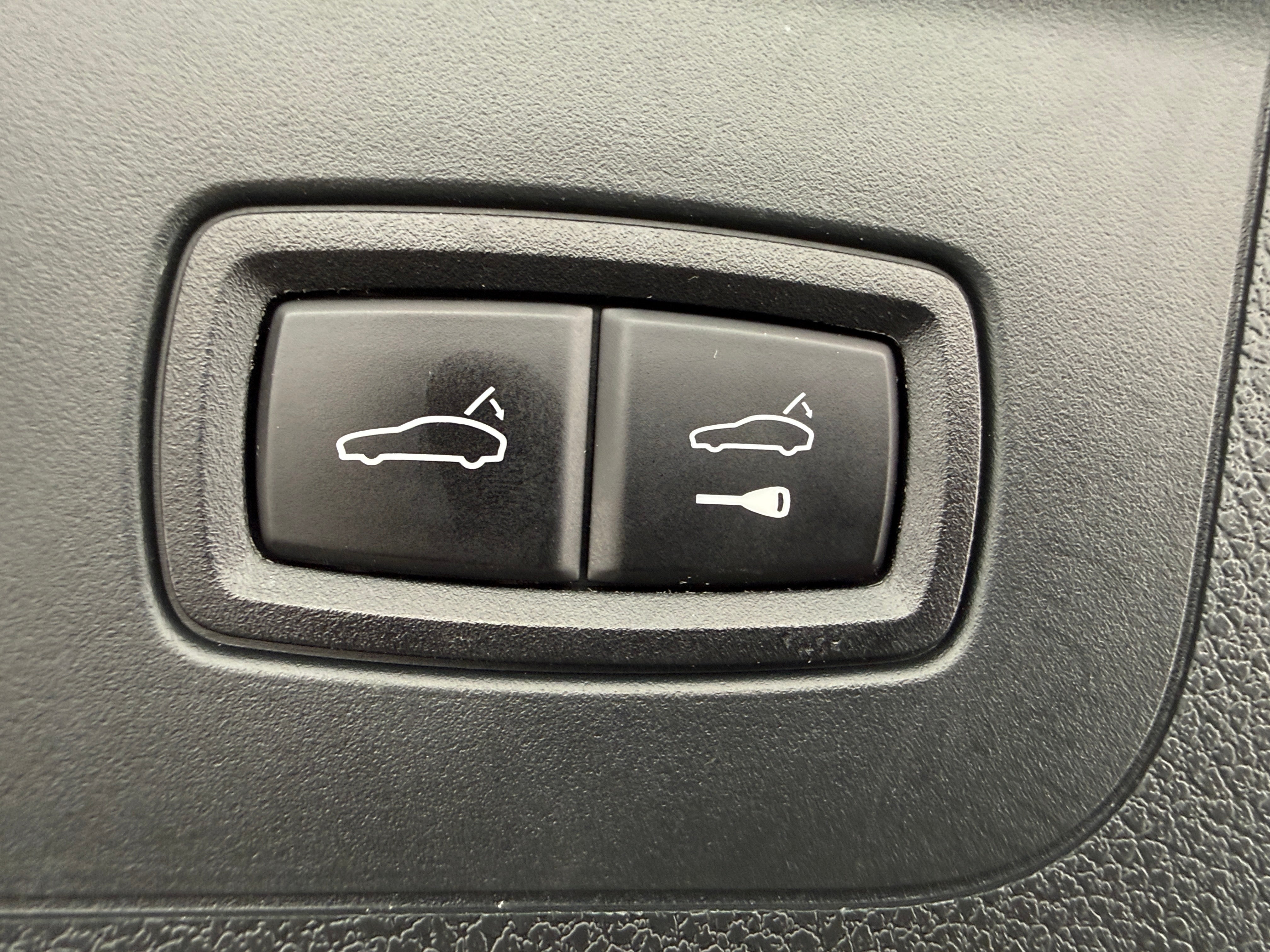 2018 Porsche Panamera 4 - Photo 17