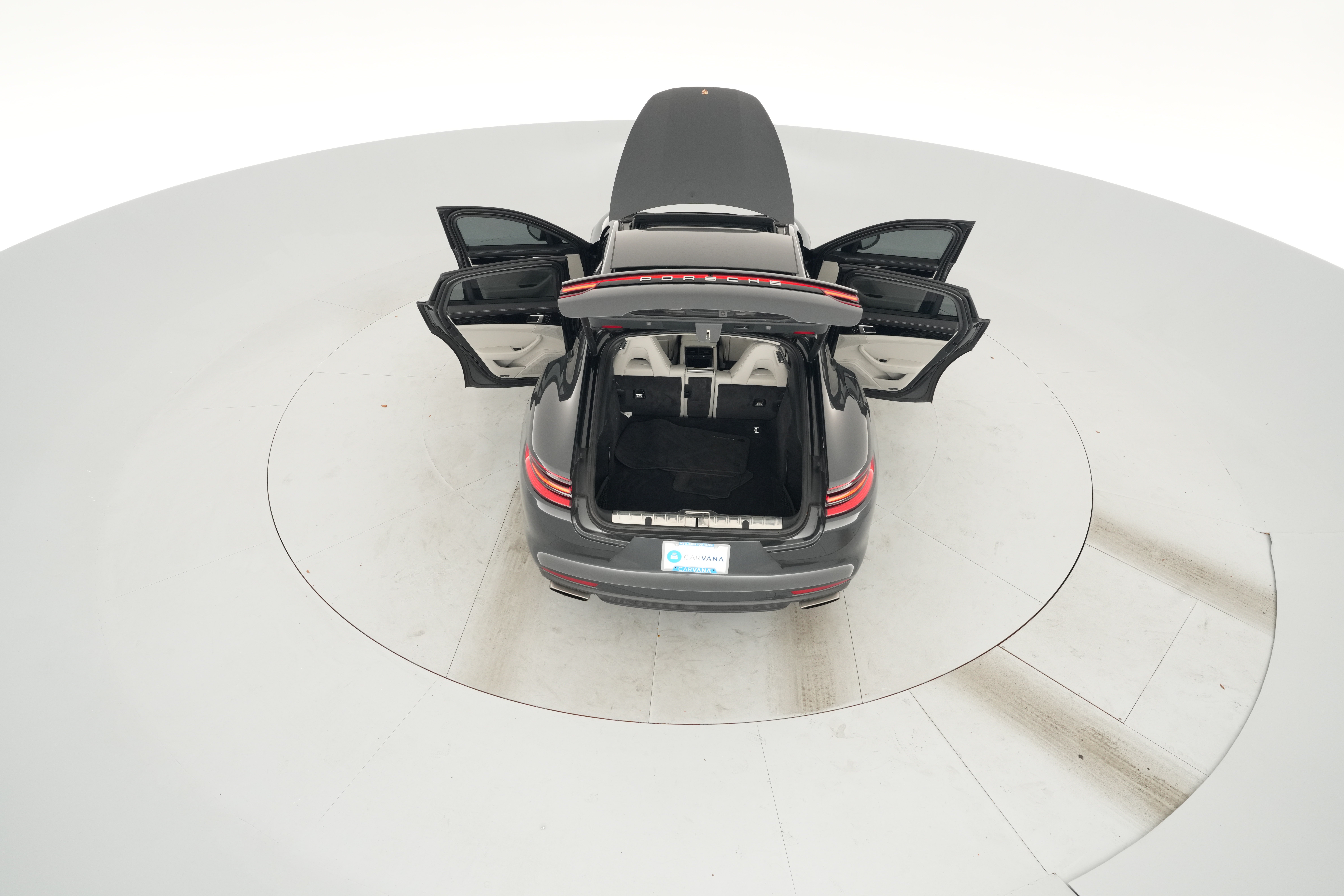 2018 Porsche Panamera 4 - Photo 52