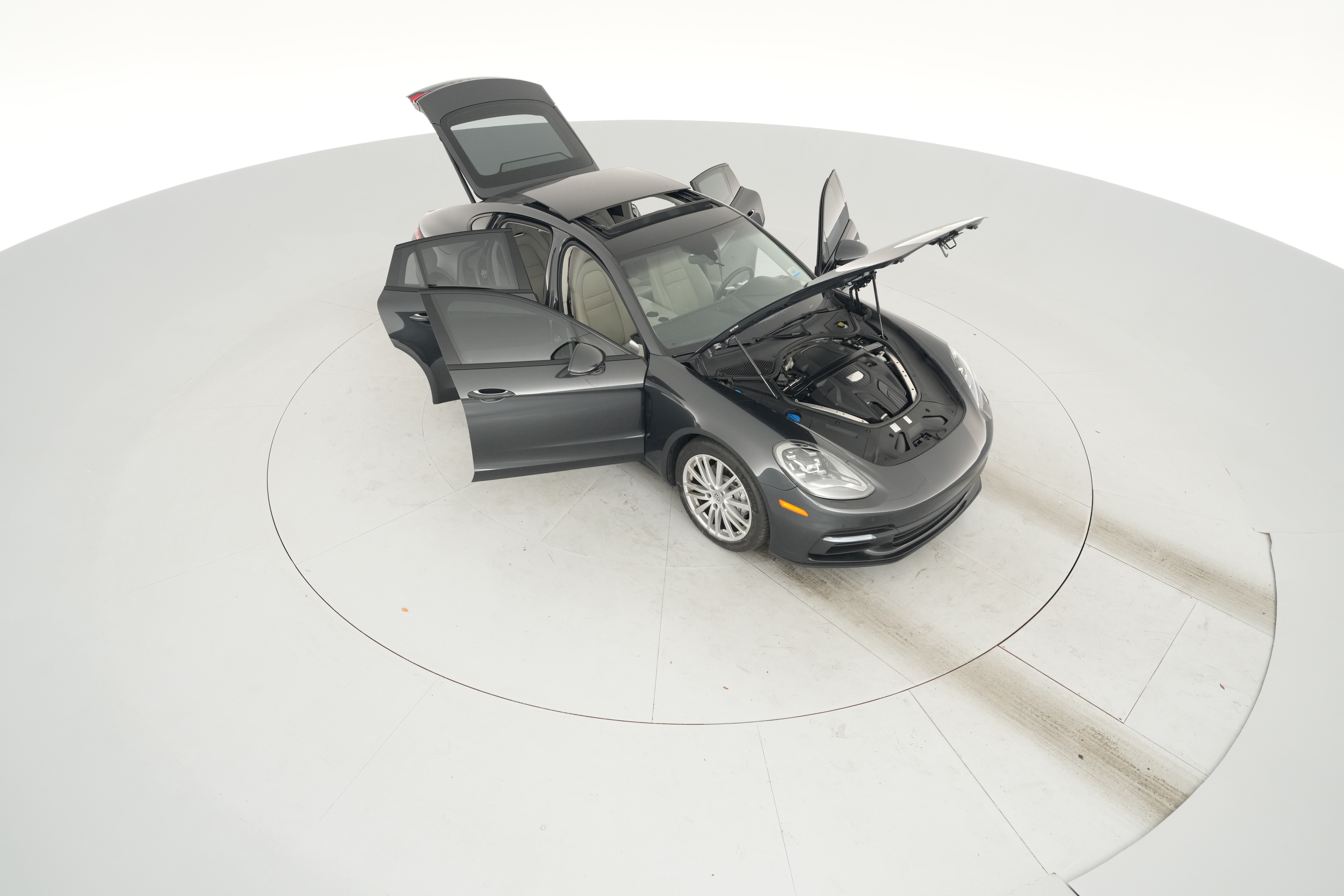 2018 Porsche Panamera 4 - Photo 58